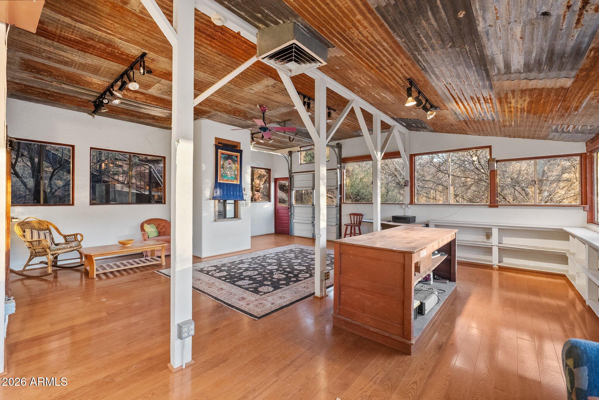 180 Copper Cliffs Lane