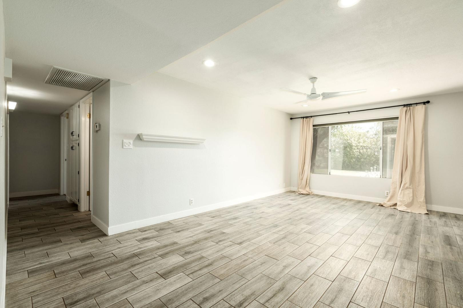 14237 N 34th