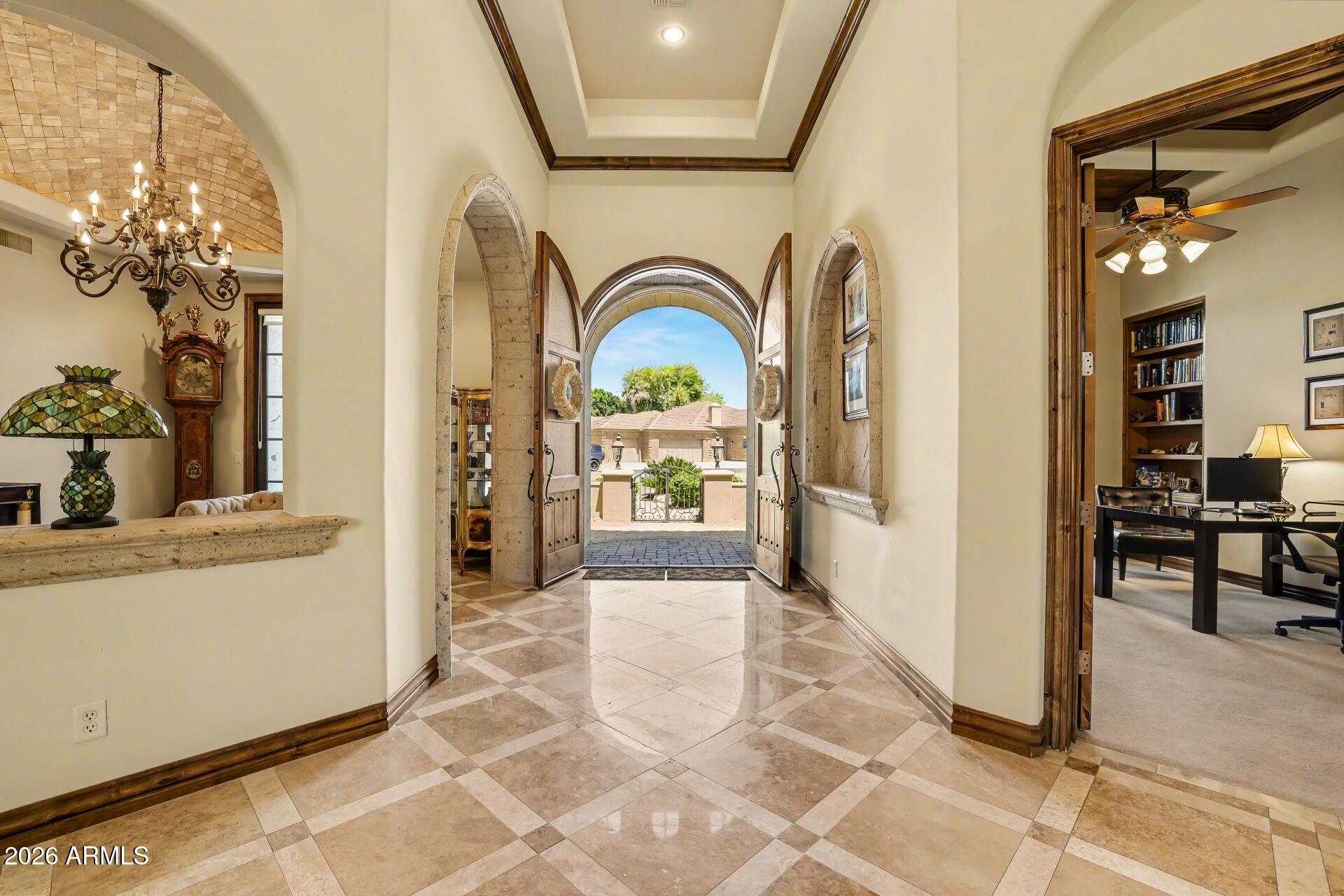 3937 E MENLO Circle