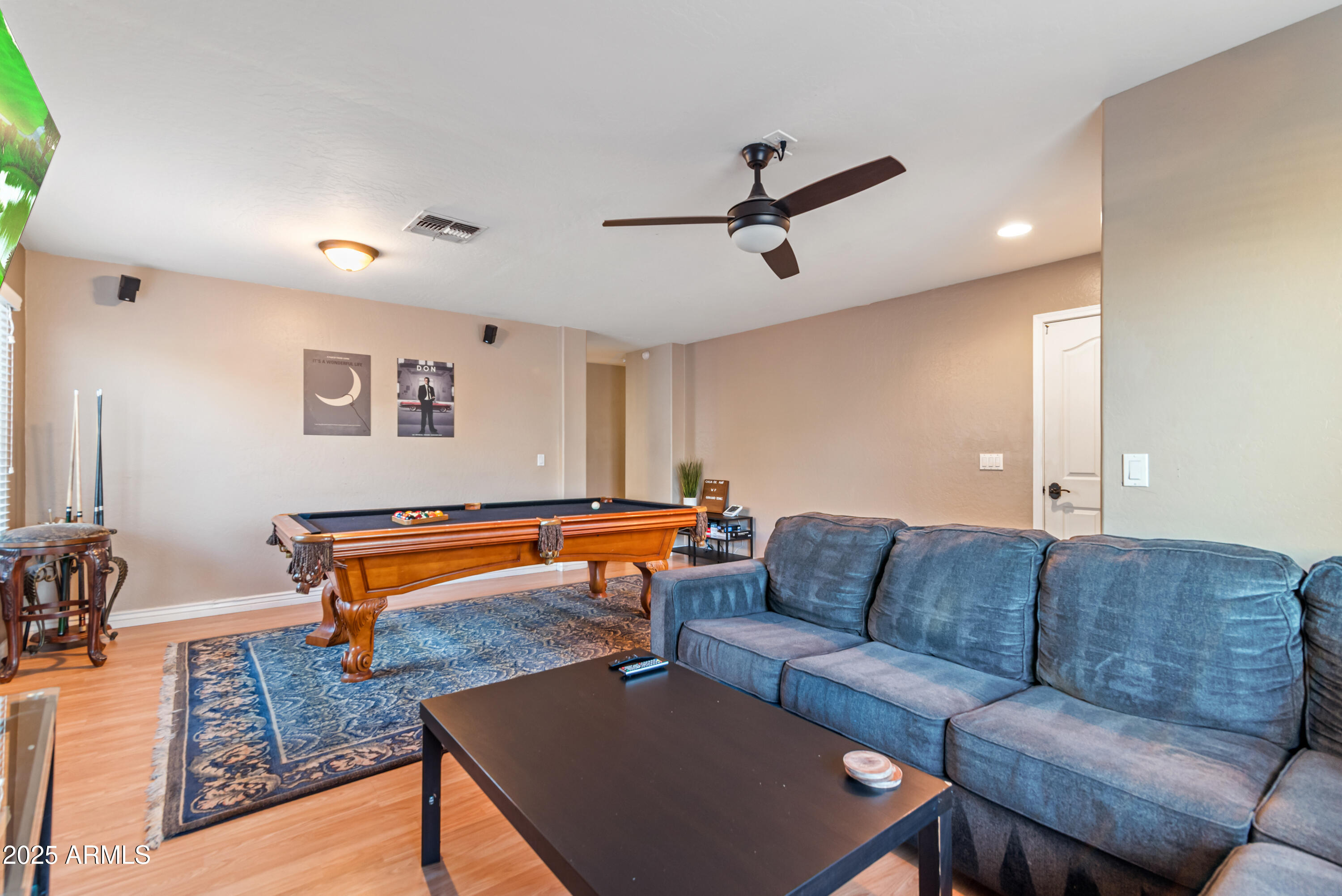 2113 W NANCY Lane