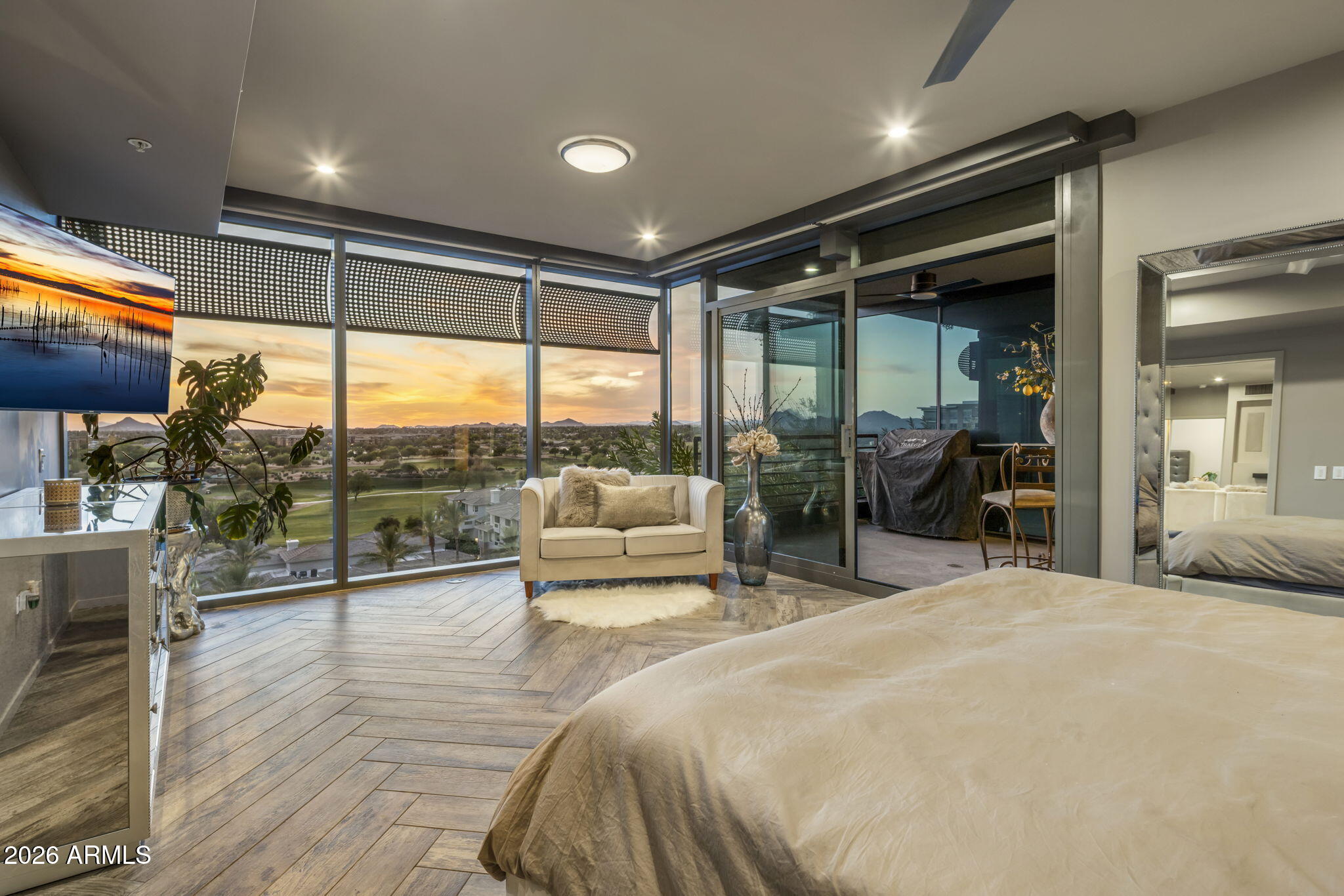 7120 E Kierland Boulevard 915