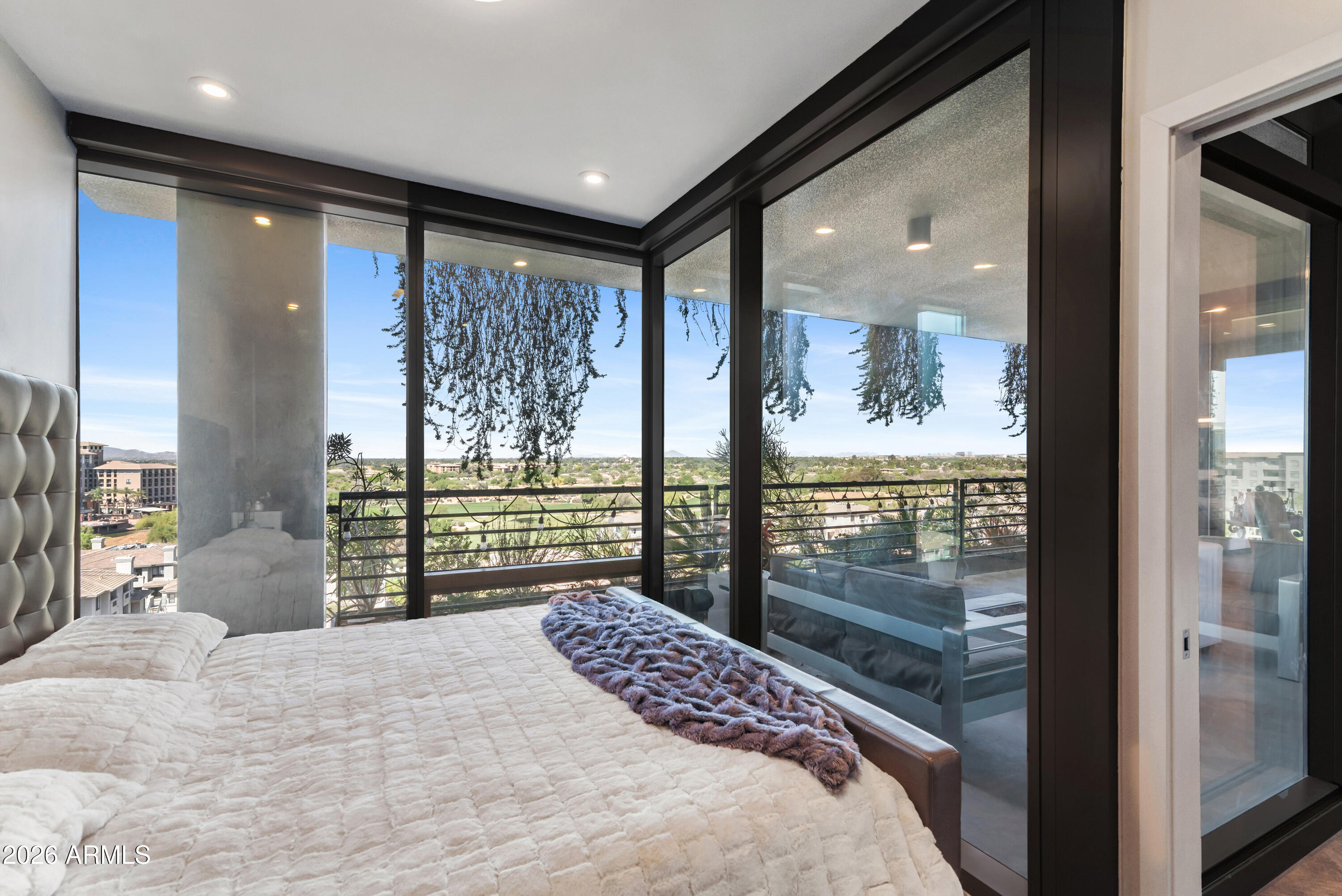 7120 E Kierland Boulevard 915