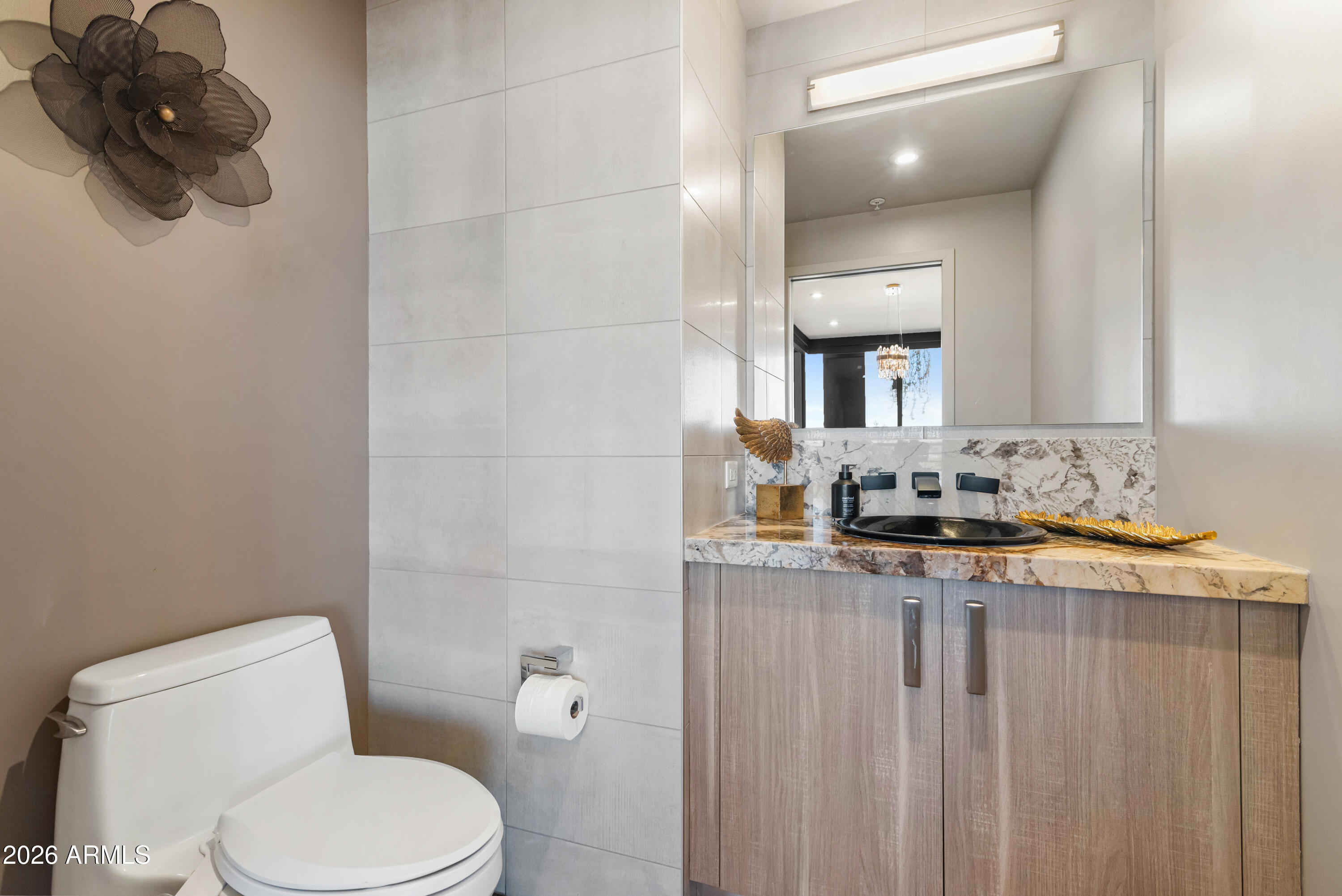 7120 E Kierland Boulevard 915