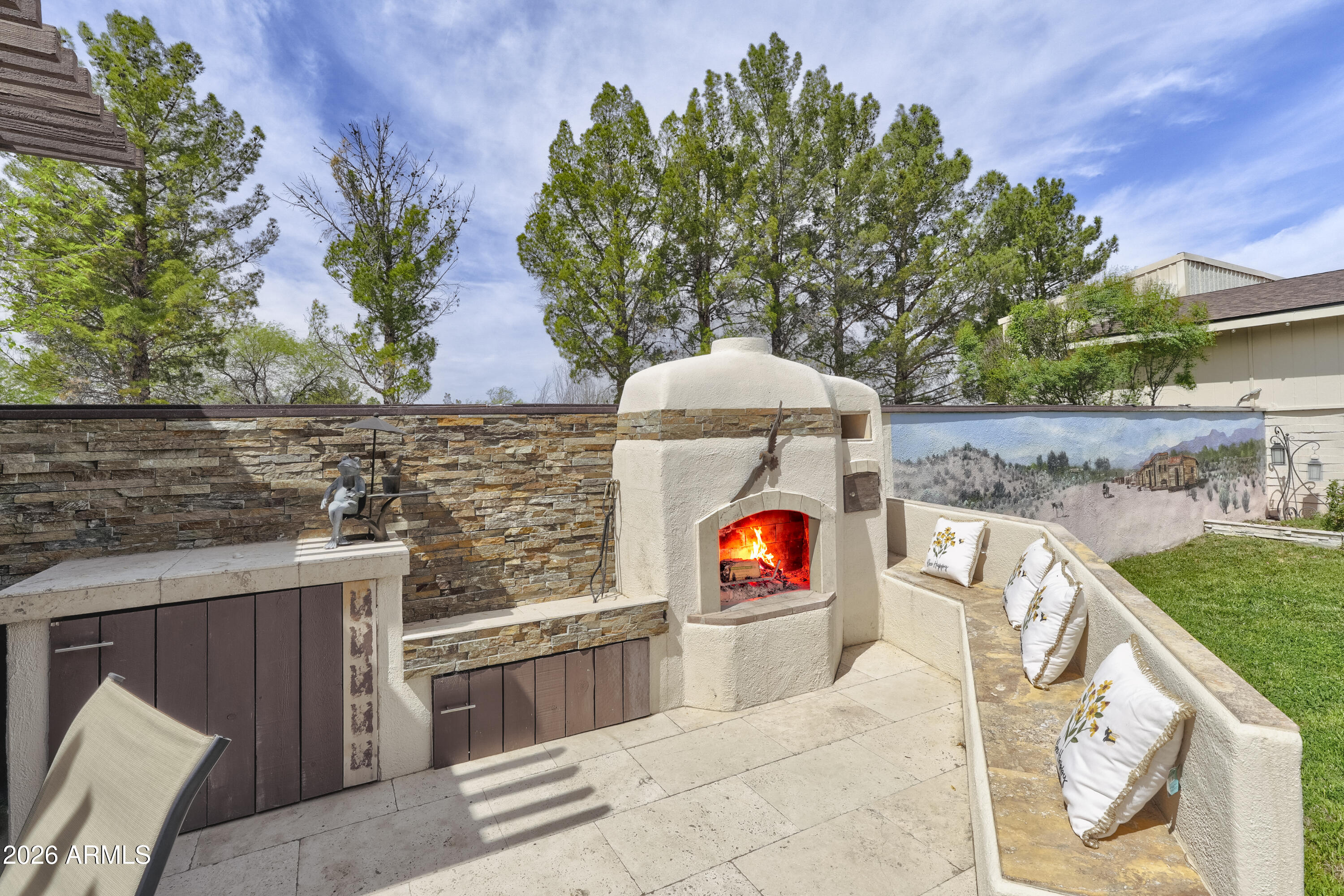 10640 E WILLOW Drive