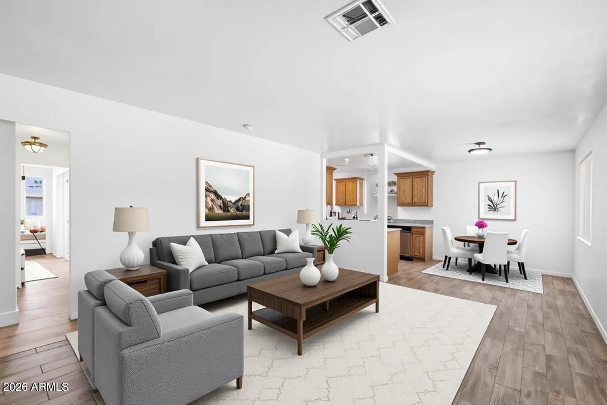 528 W 18th Street