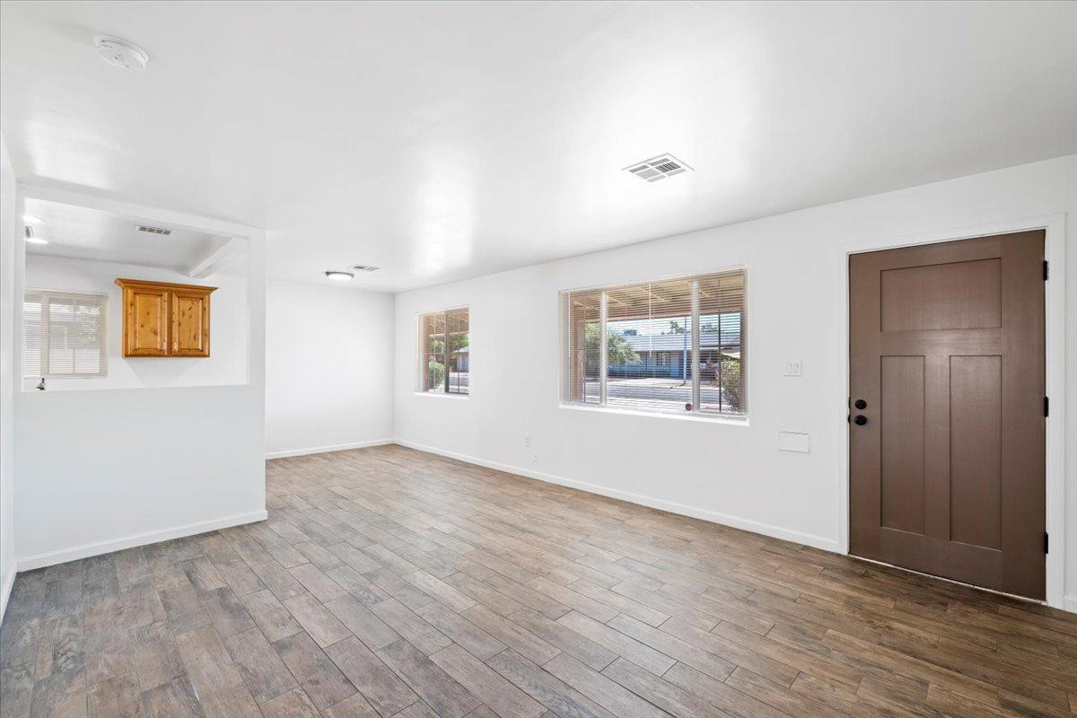 528 W 18th Street