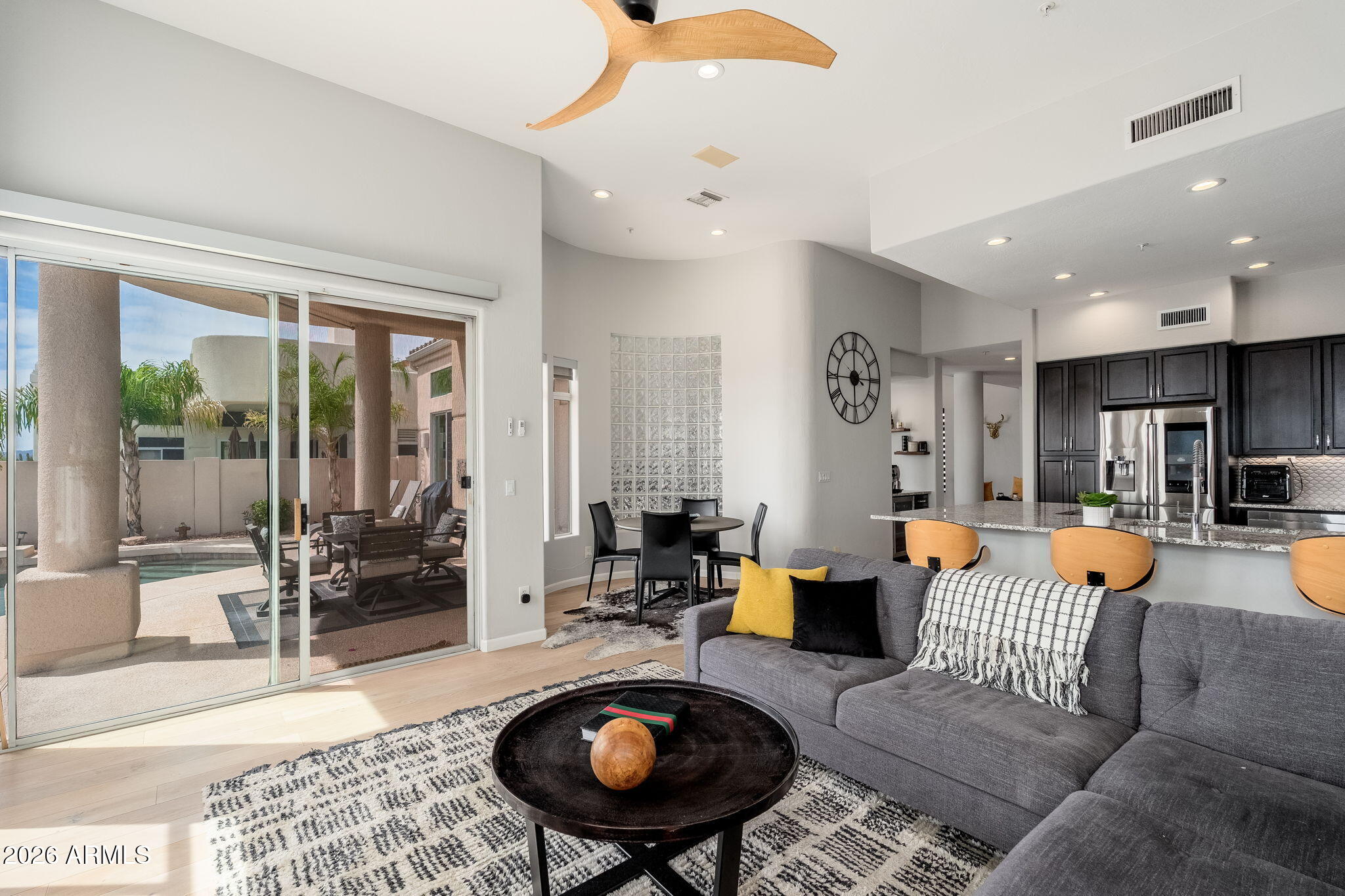 11609 E BELLA VISTA Drive