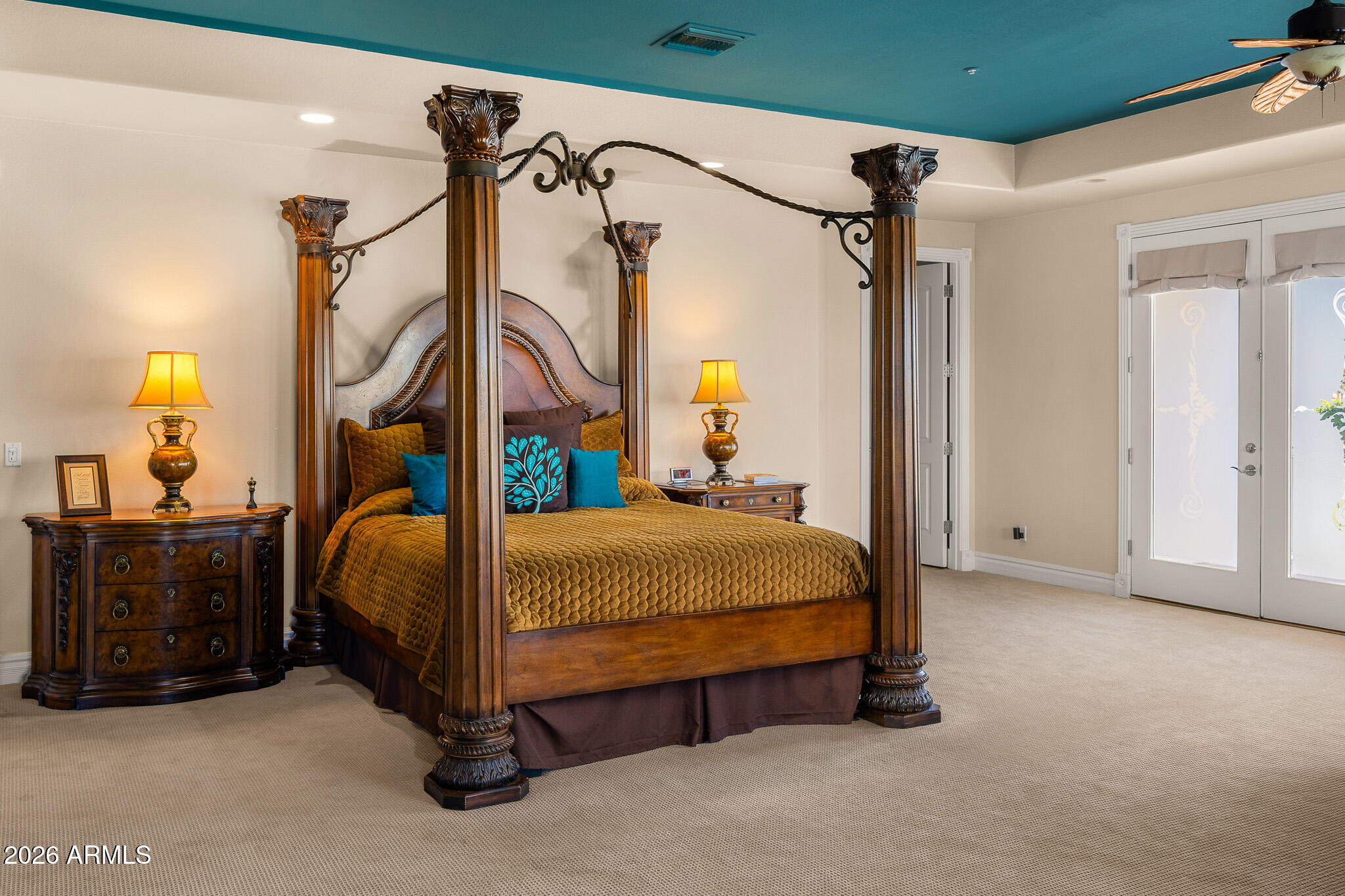 1402 E CORAL COVE Drive