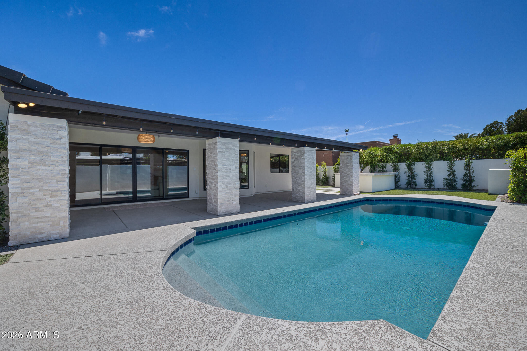 10012 N 76TH Place