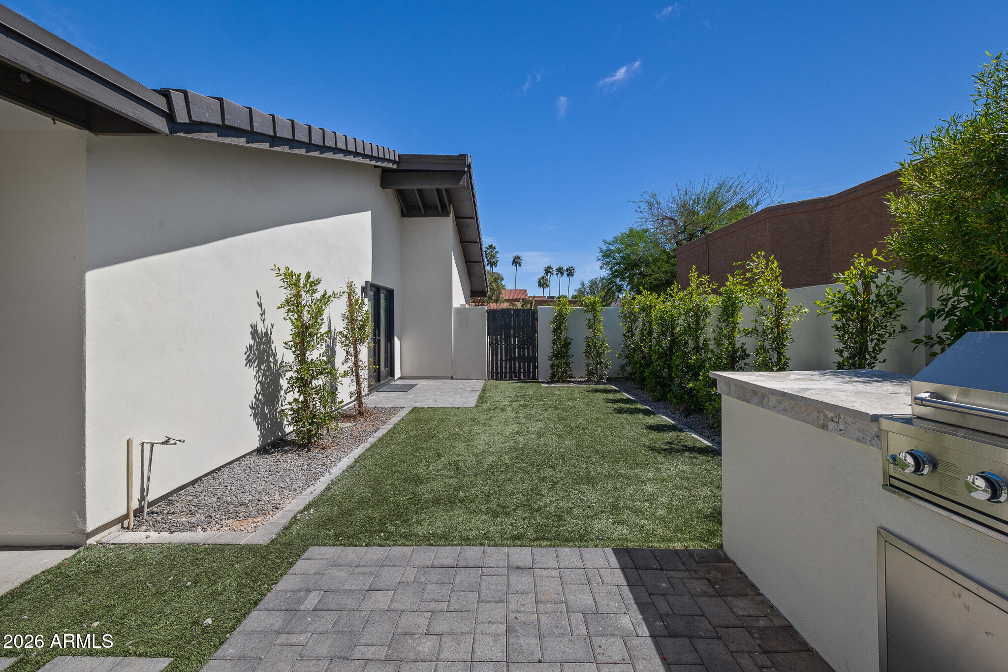 10012 N 76TH Place