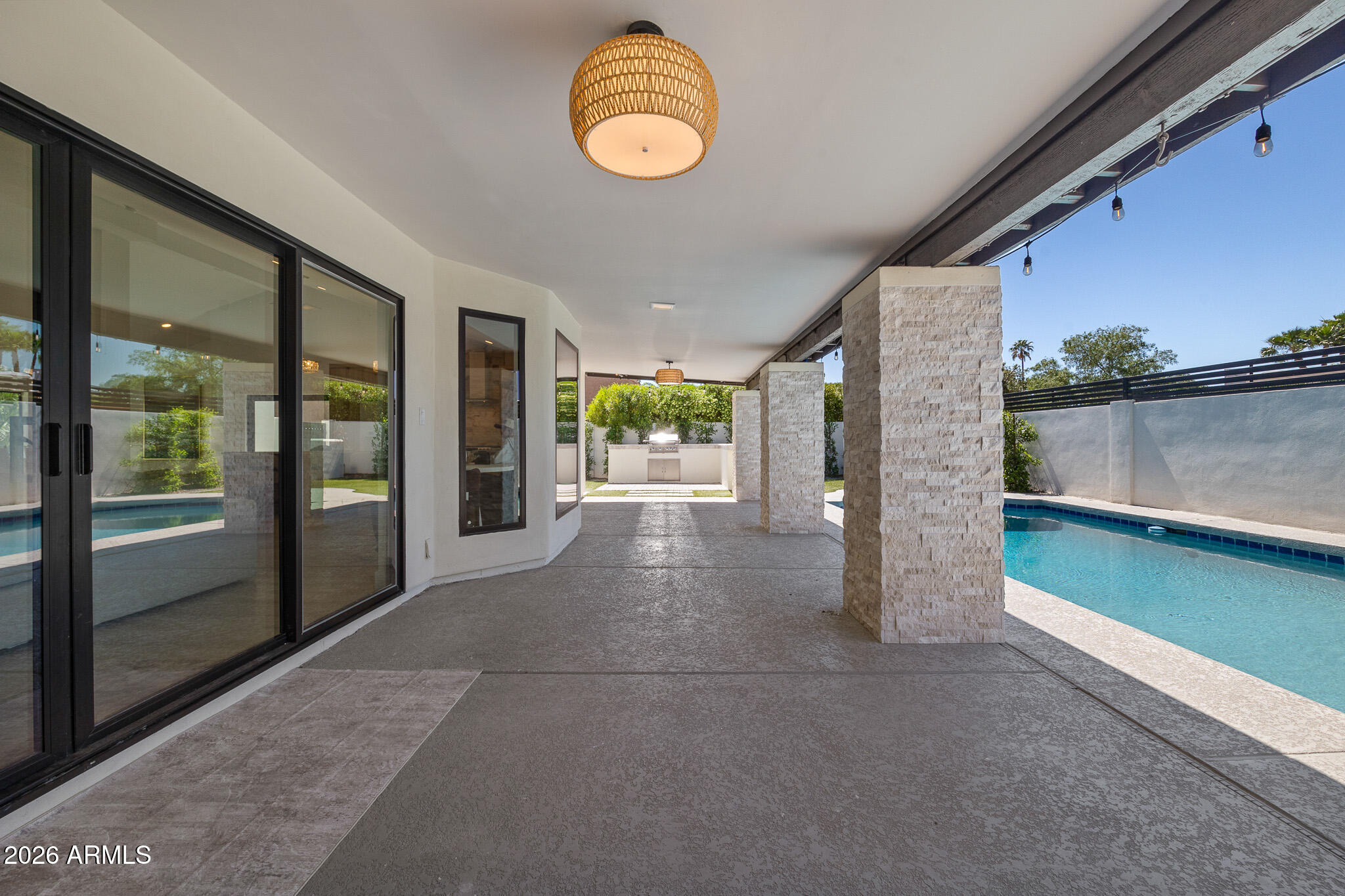 10012 N 76TH Place