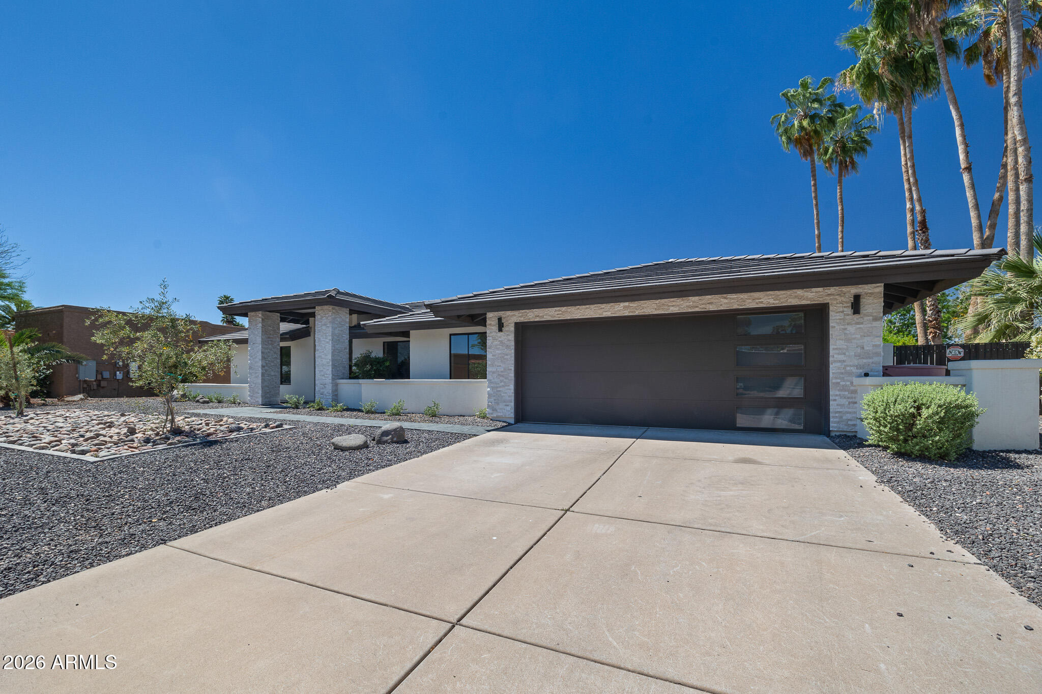 10012 N 76TH Place