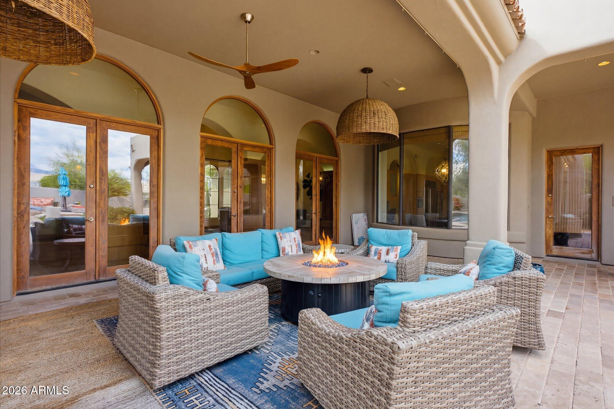 12734 E APPALOOSA Place