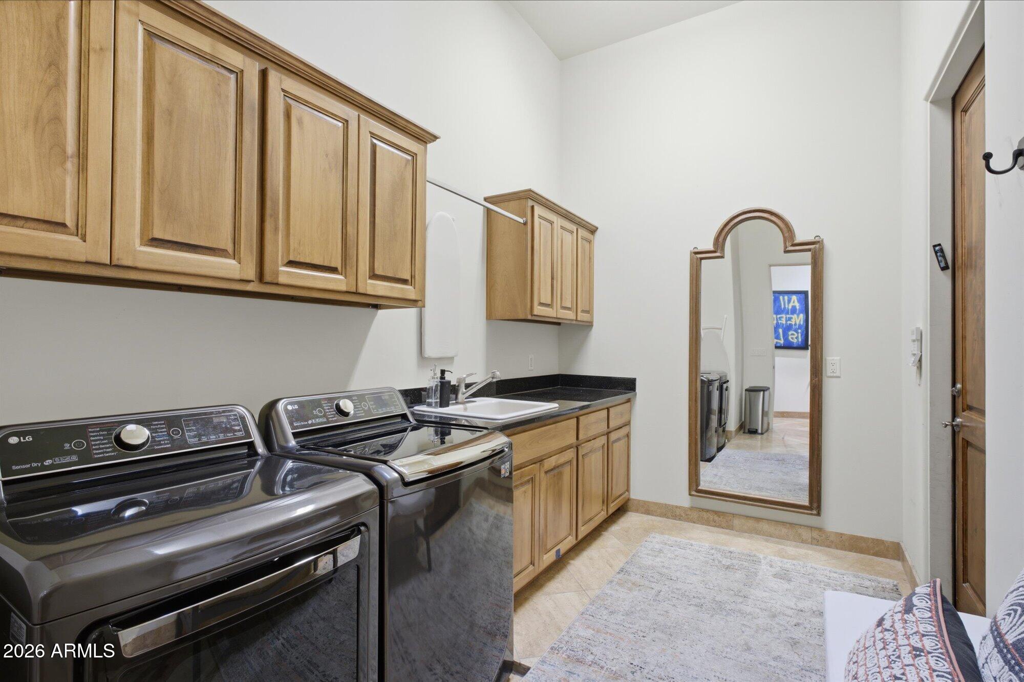 12734 E APPALOOSA Place