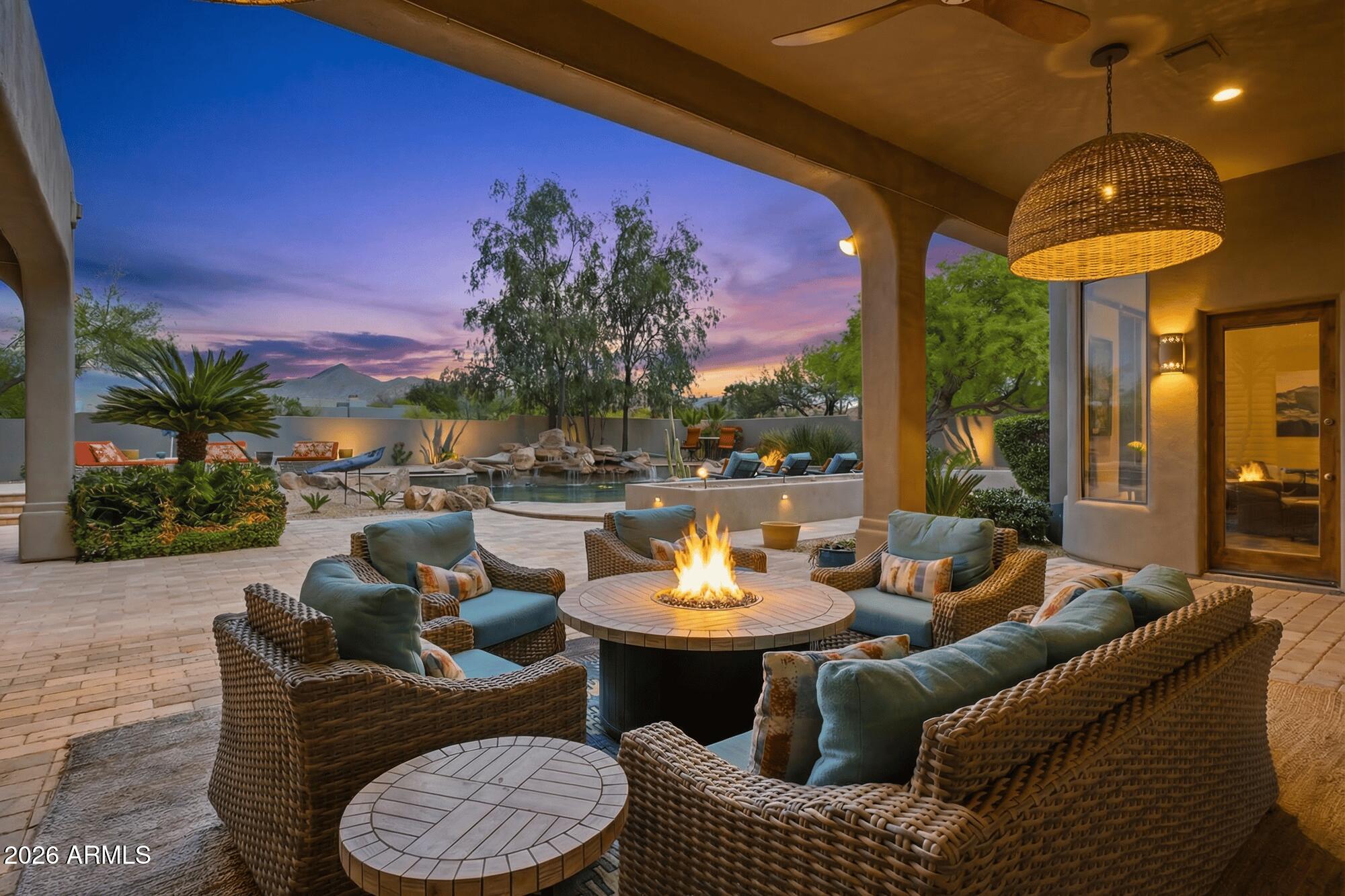 12734 E APPALOOSA Place