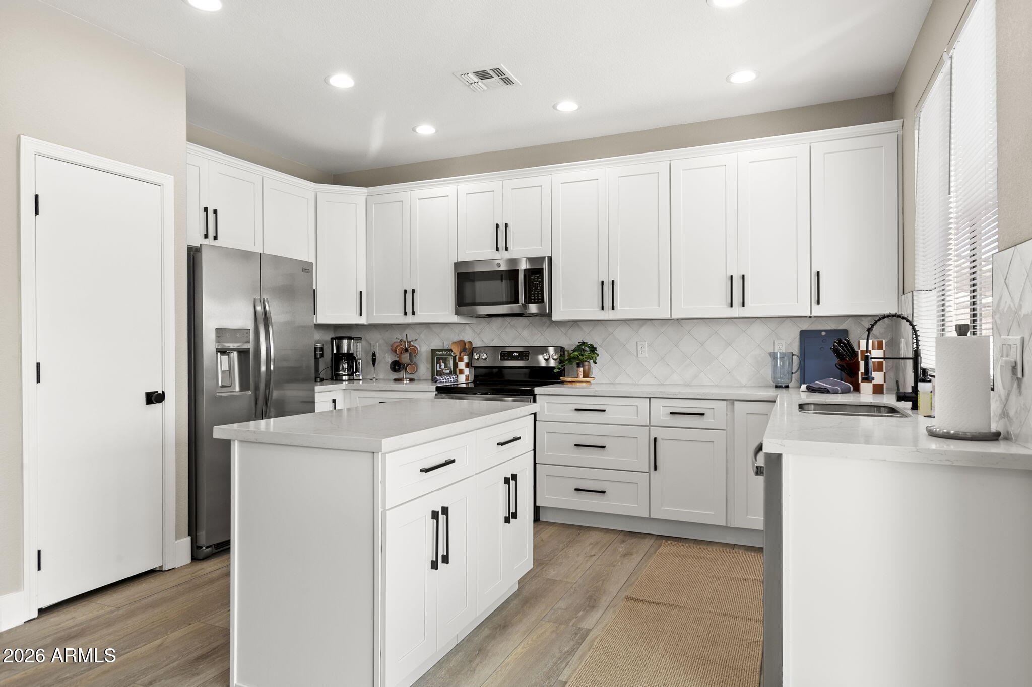 1591 E Carla Vista Drive