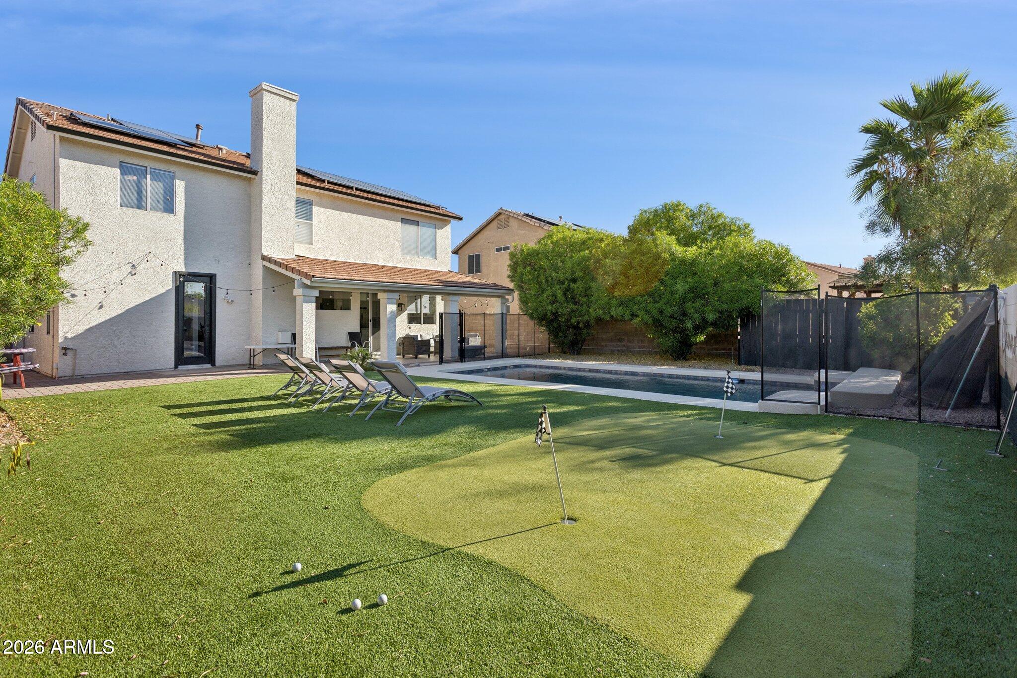 1591 E Carla Vista Drive