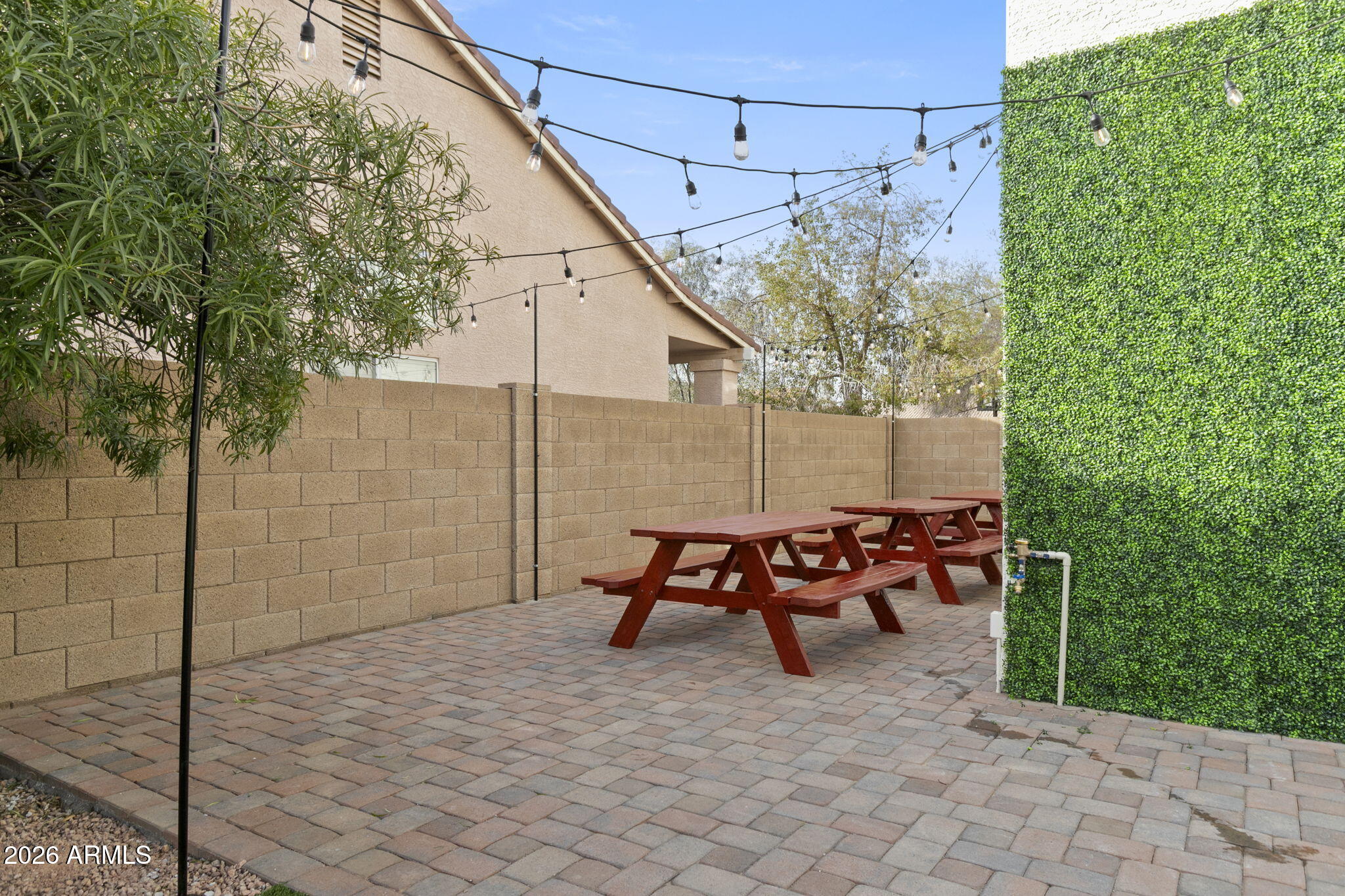 1591 E Carla Vista Drive