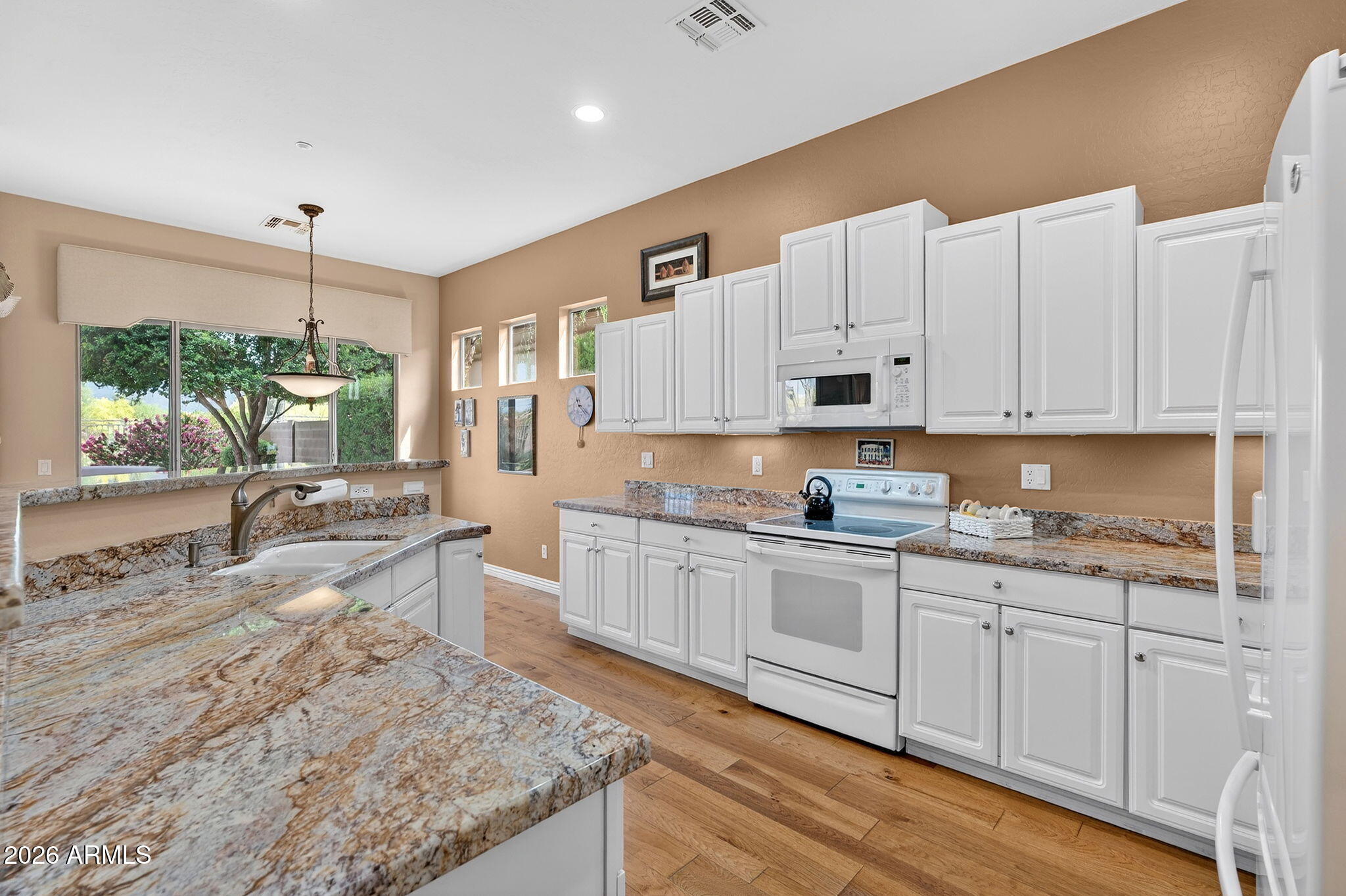 10320 E PINE VALLEY Drive