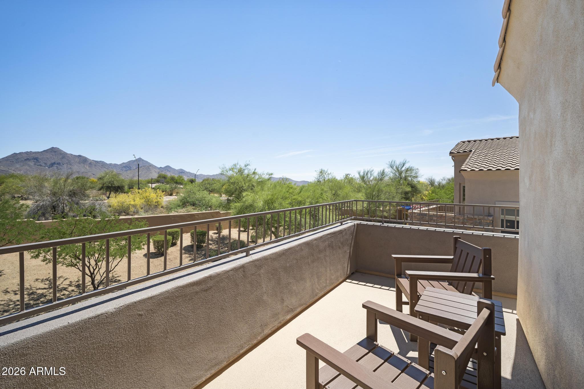 19475 N GRAYHAWK Drive 1078