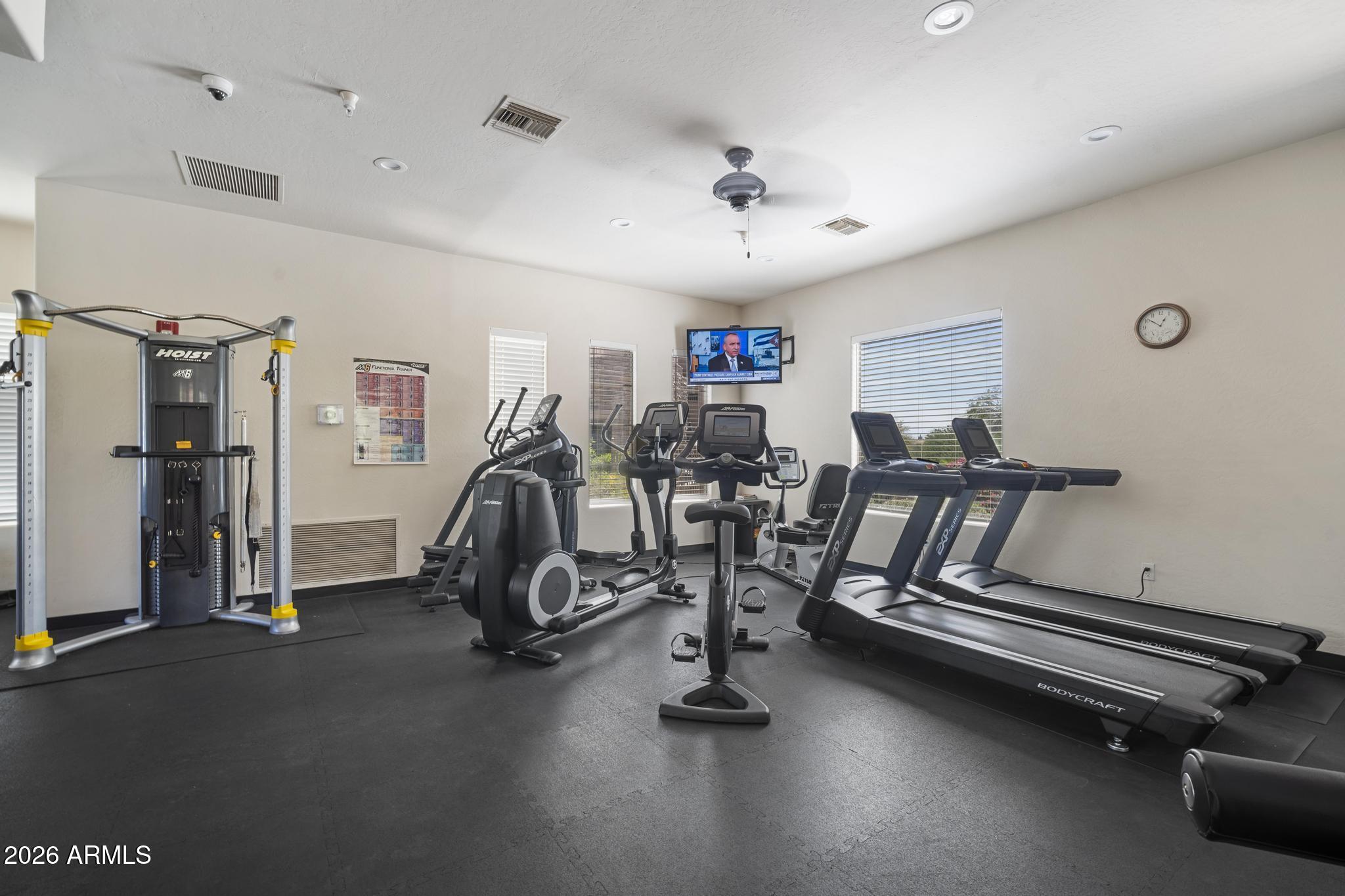 19475 N GRAYHAWK Drive 1078