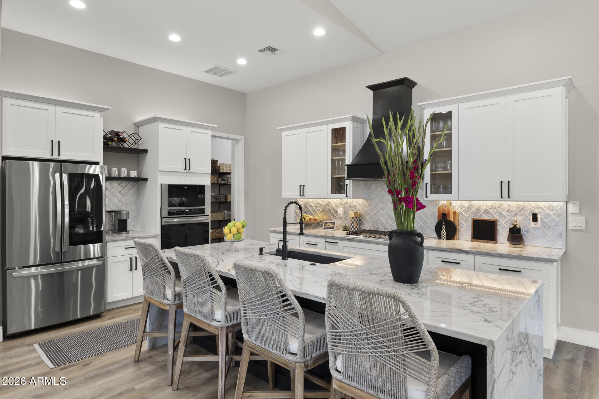 3927 N 13TH Place