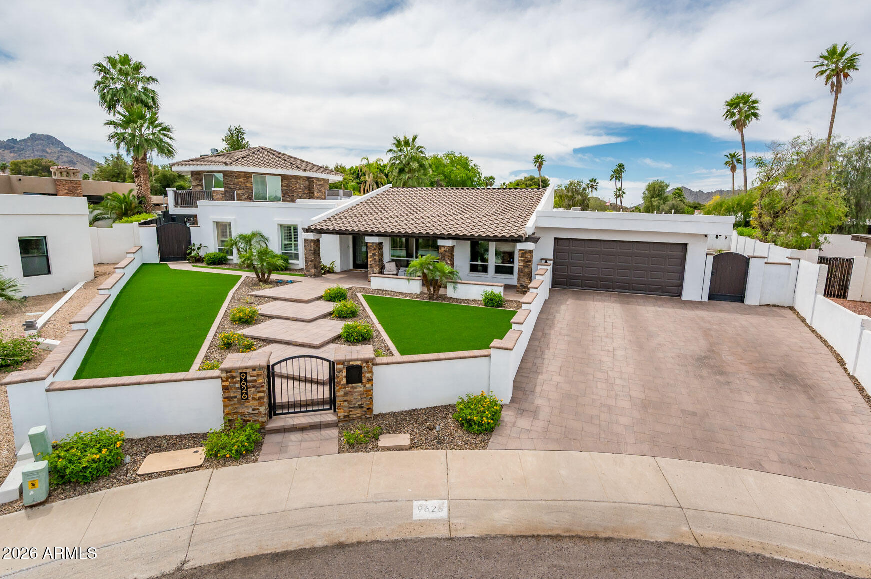 9626 N 33RD Street
