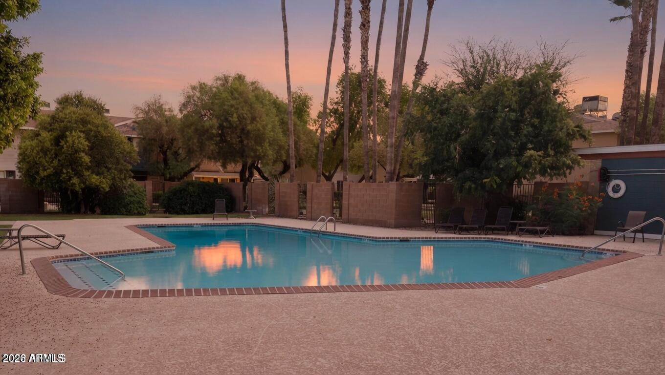 6051 N GRANITE REEF Road