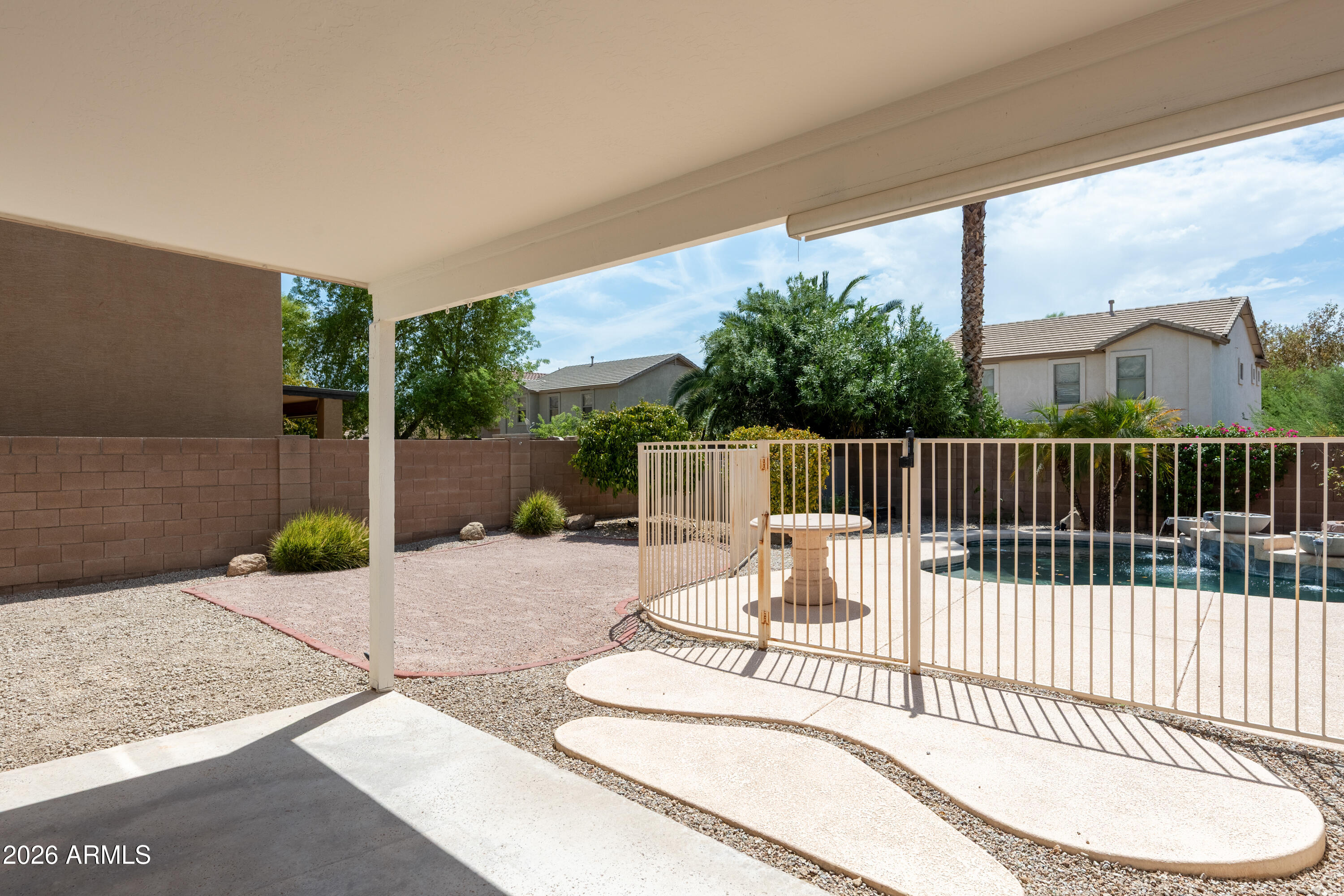 2533 W Big Oak Street