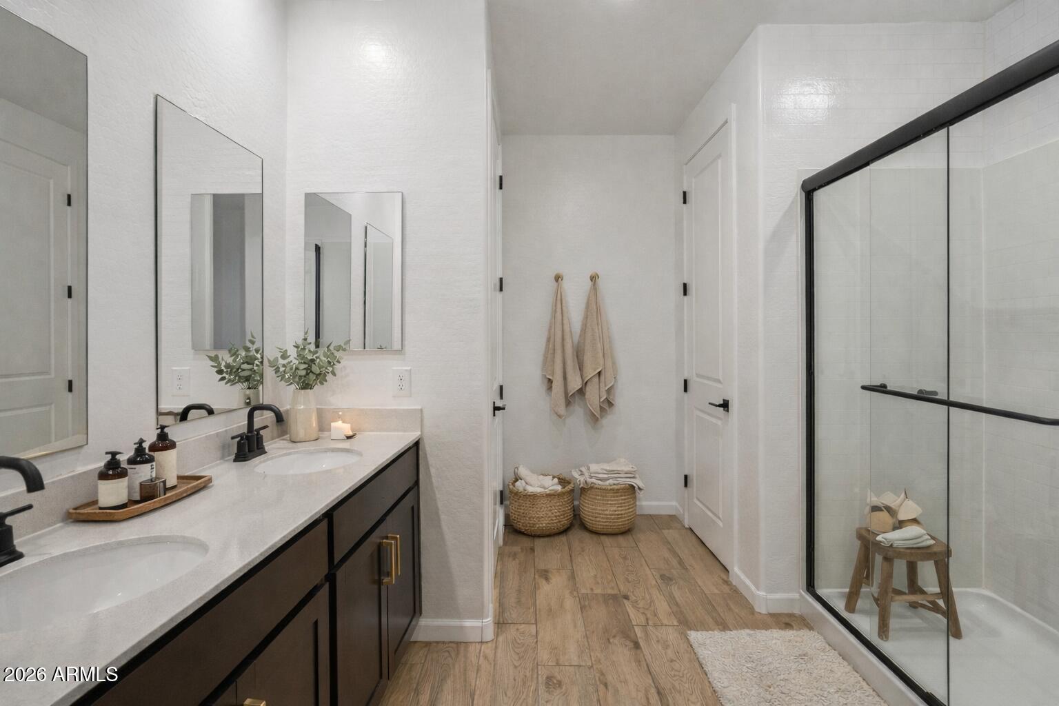 15720 W CAMDEN Avenue