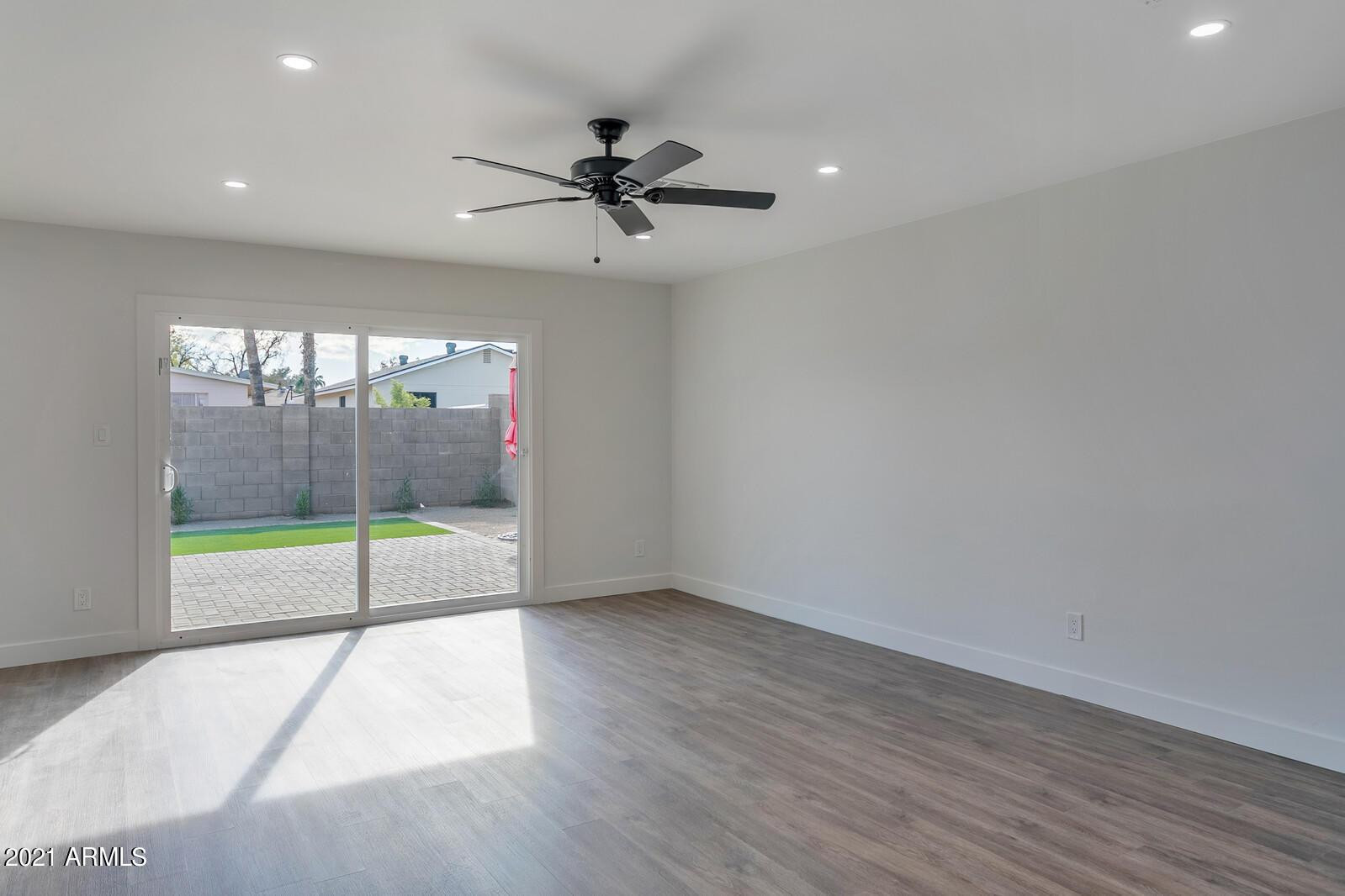 2333 E Paradise Drive