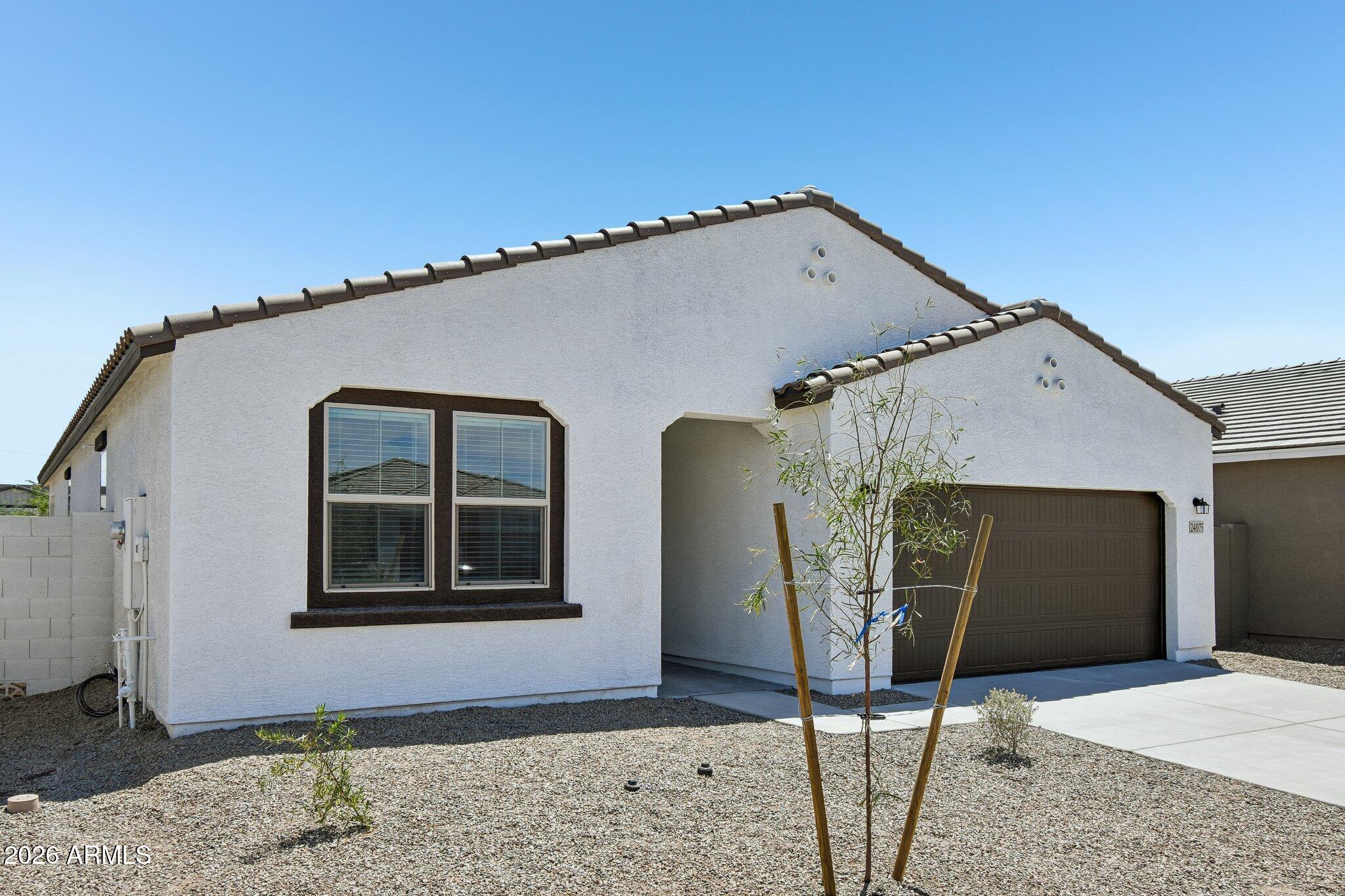 24075 W HUNTINGTON Drive