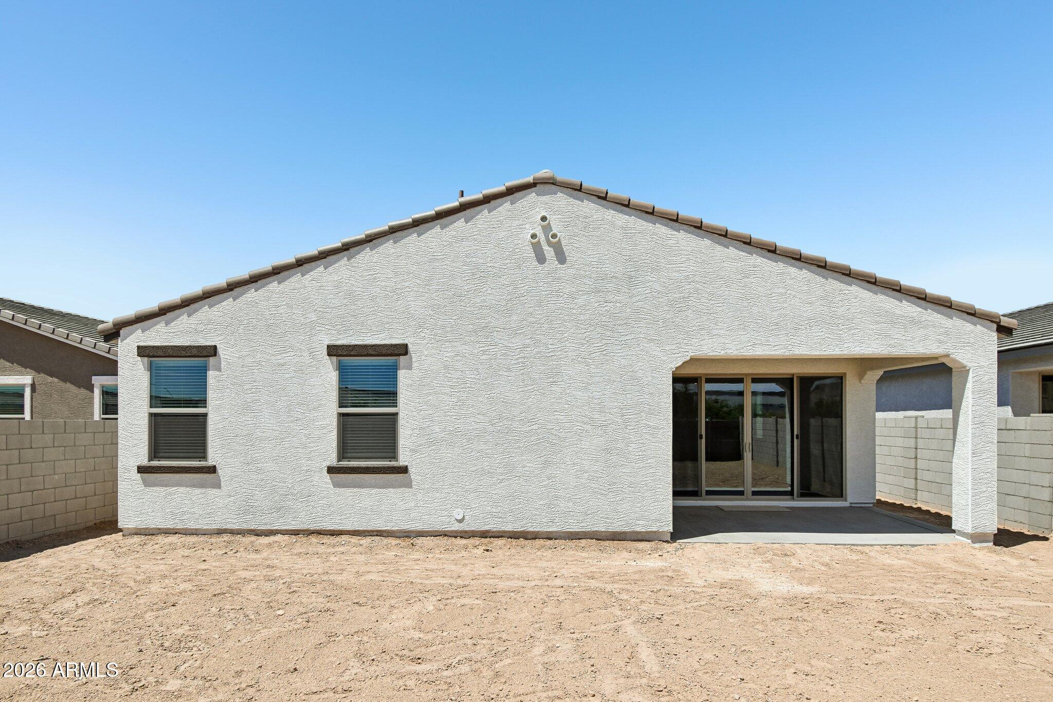 24075 W HUNTINGTON Drive