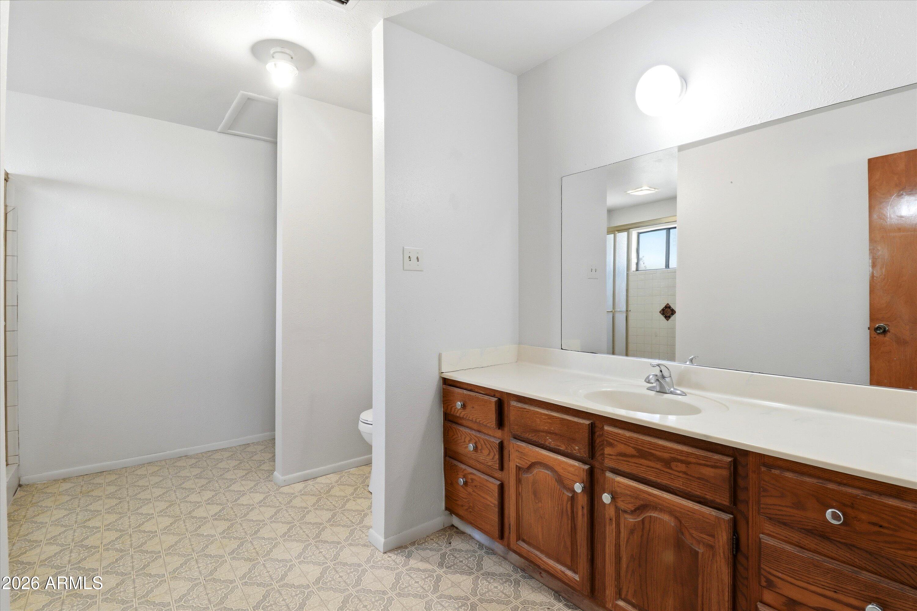 16205 E FAIRVIEW Street -
