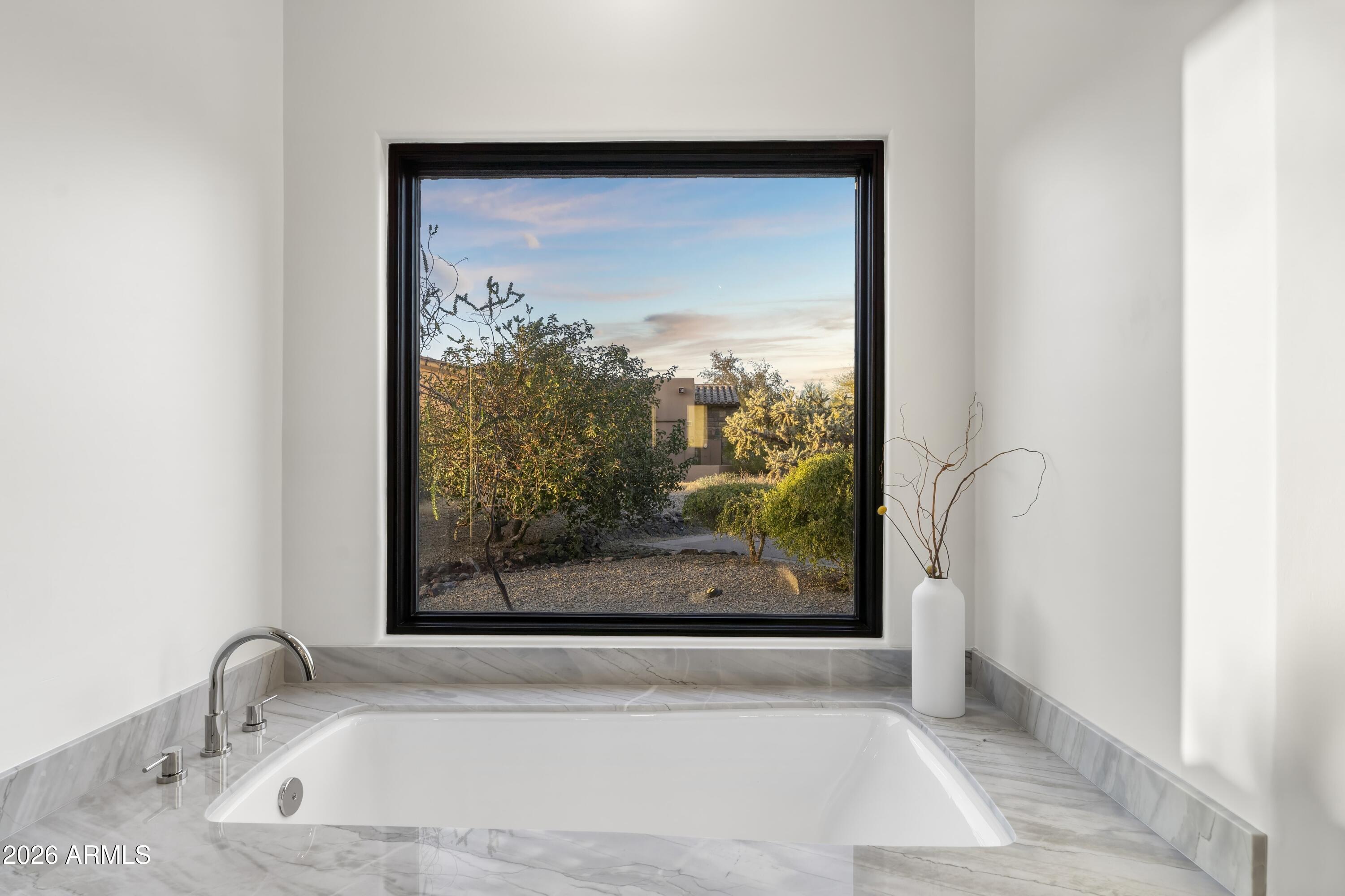 10046 E HIDDEN VALLEY Road
