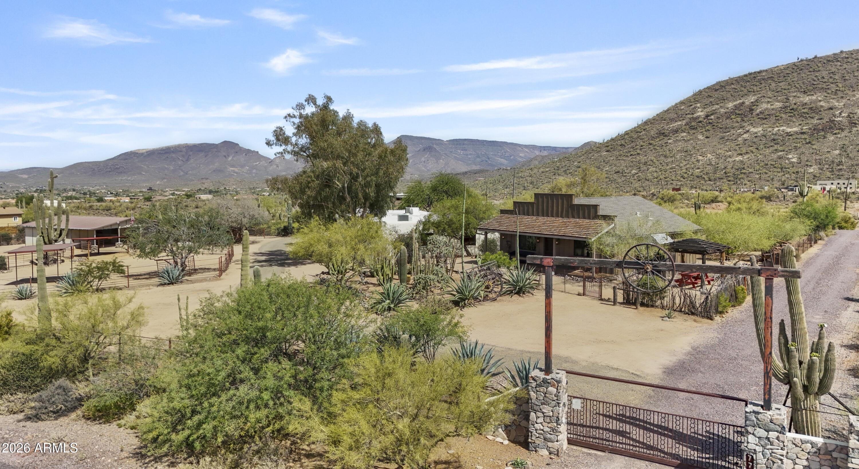 7710 E ARROYO Road