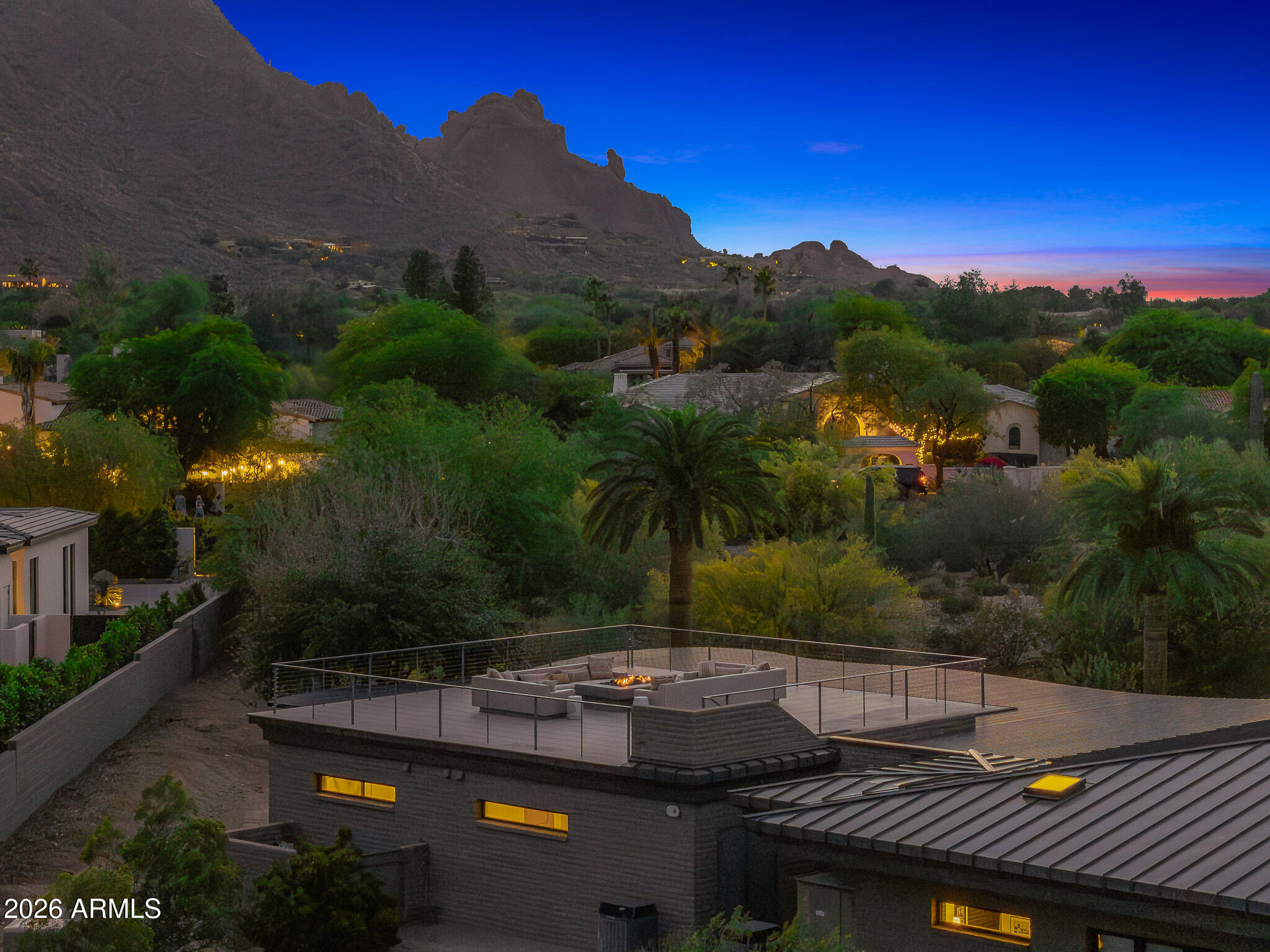 5721 N CASA BLANCA Drive