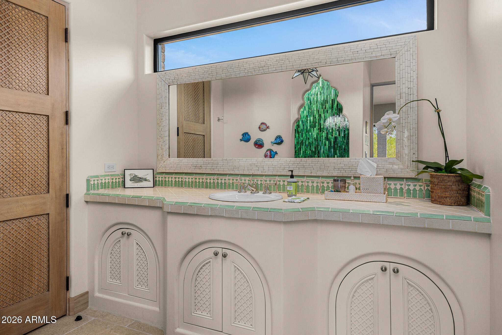 5721 N CASA BLANCA Drive