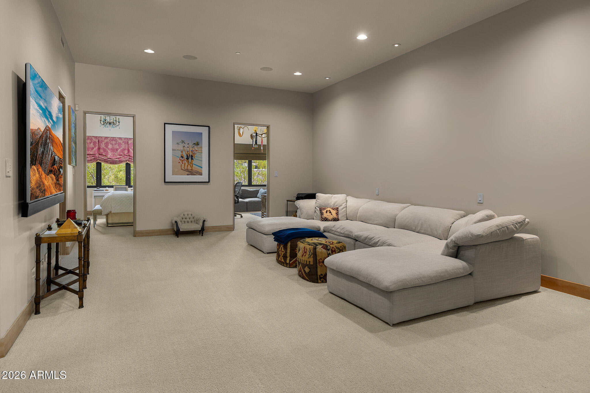 5721 N CASA BLANCA Drive