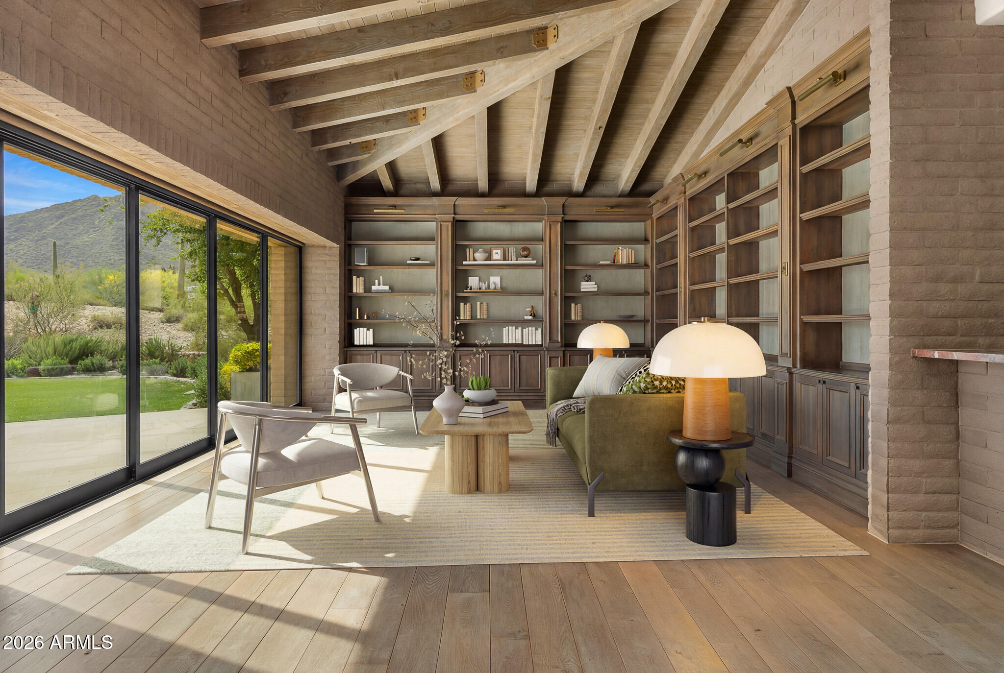 5721 N CASA BLANCA Drive