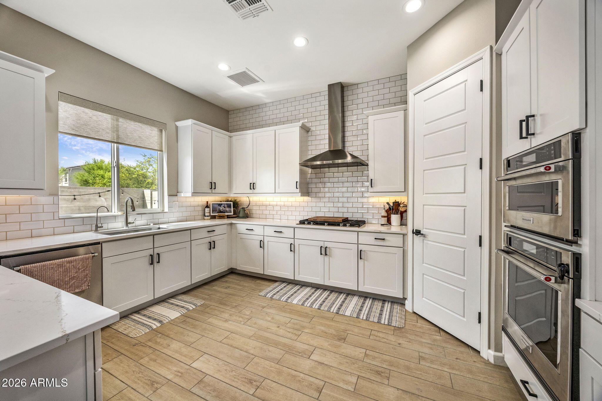 4837 E MURIEL Drive