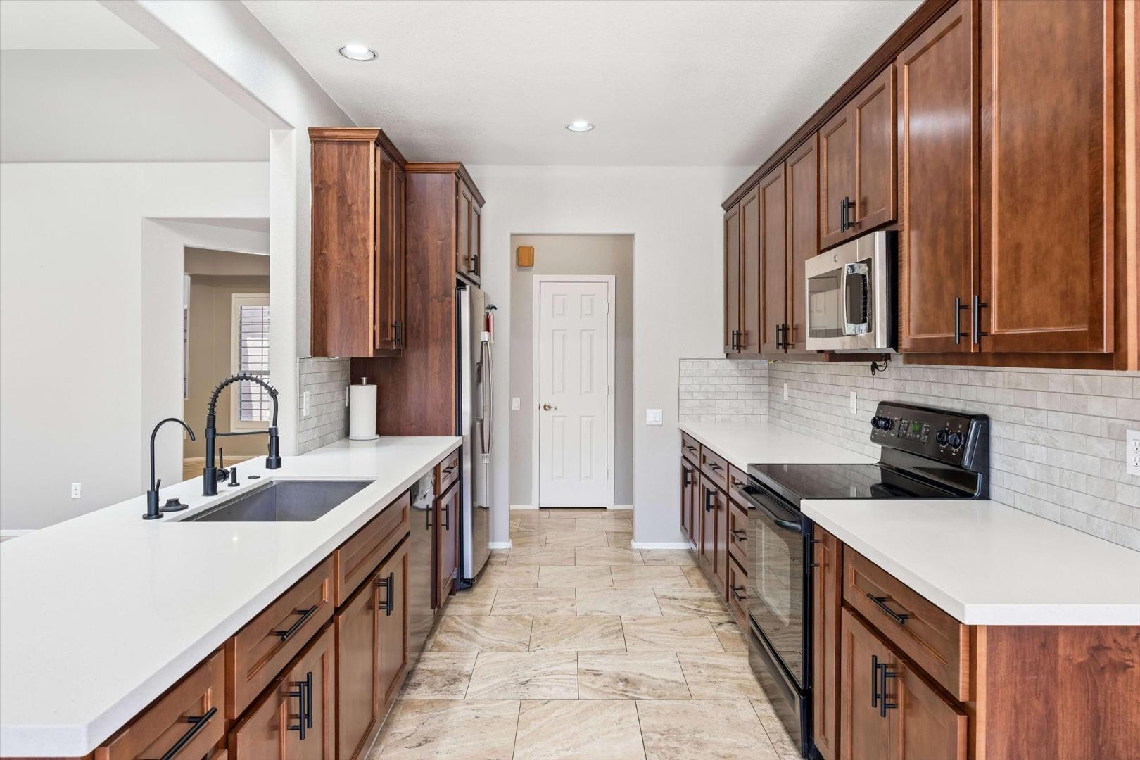 19440 N 33rd Place
