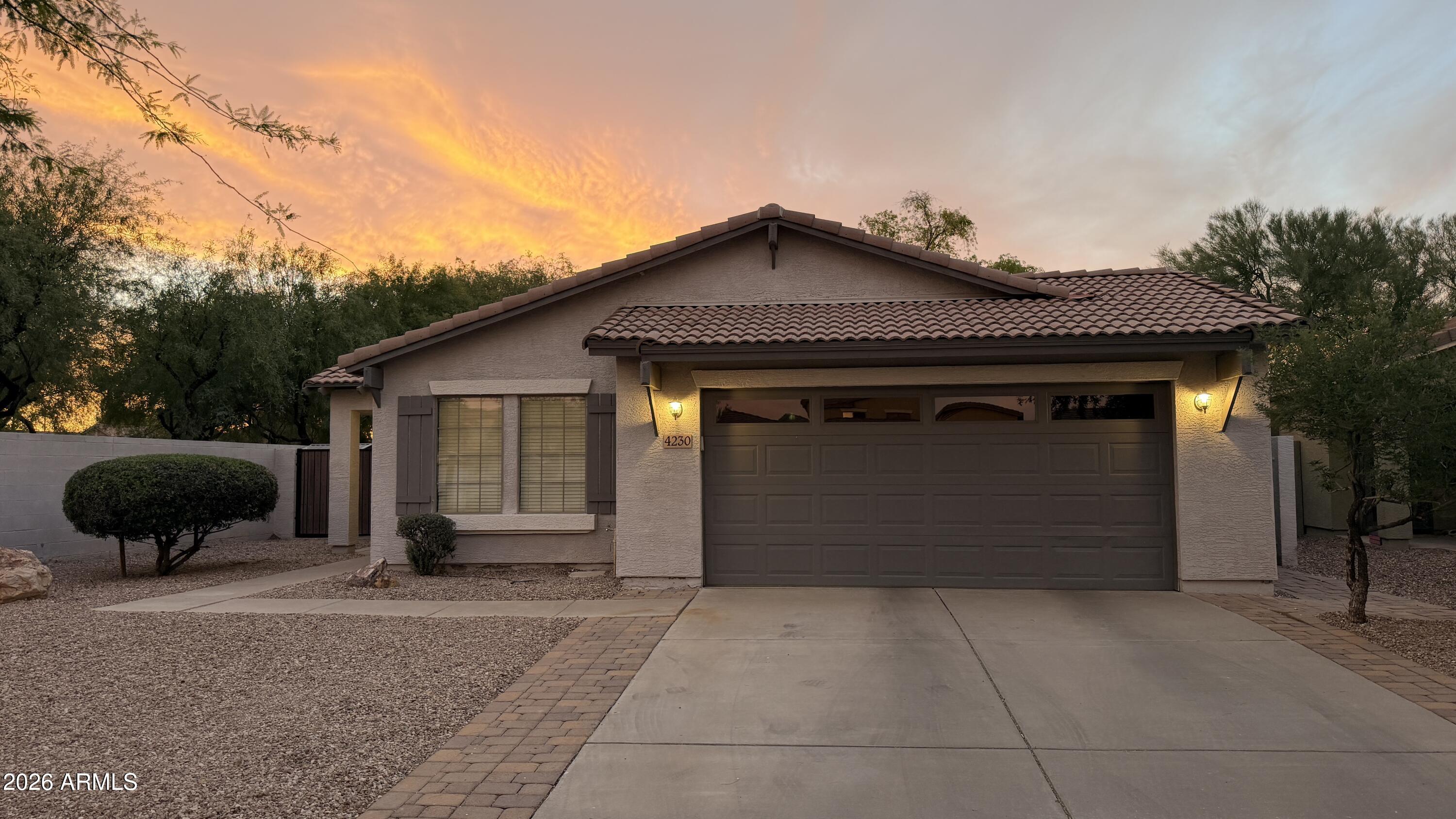 4230 E SIDEWINDER Court