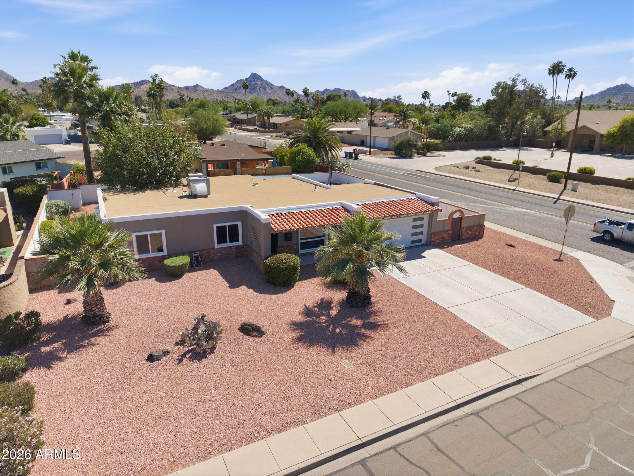3601 E CHOLLA Street