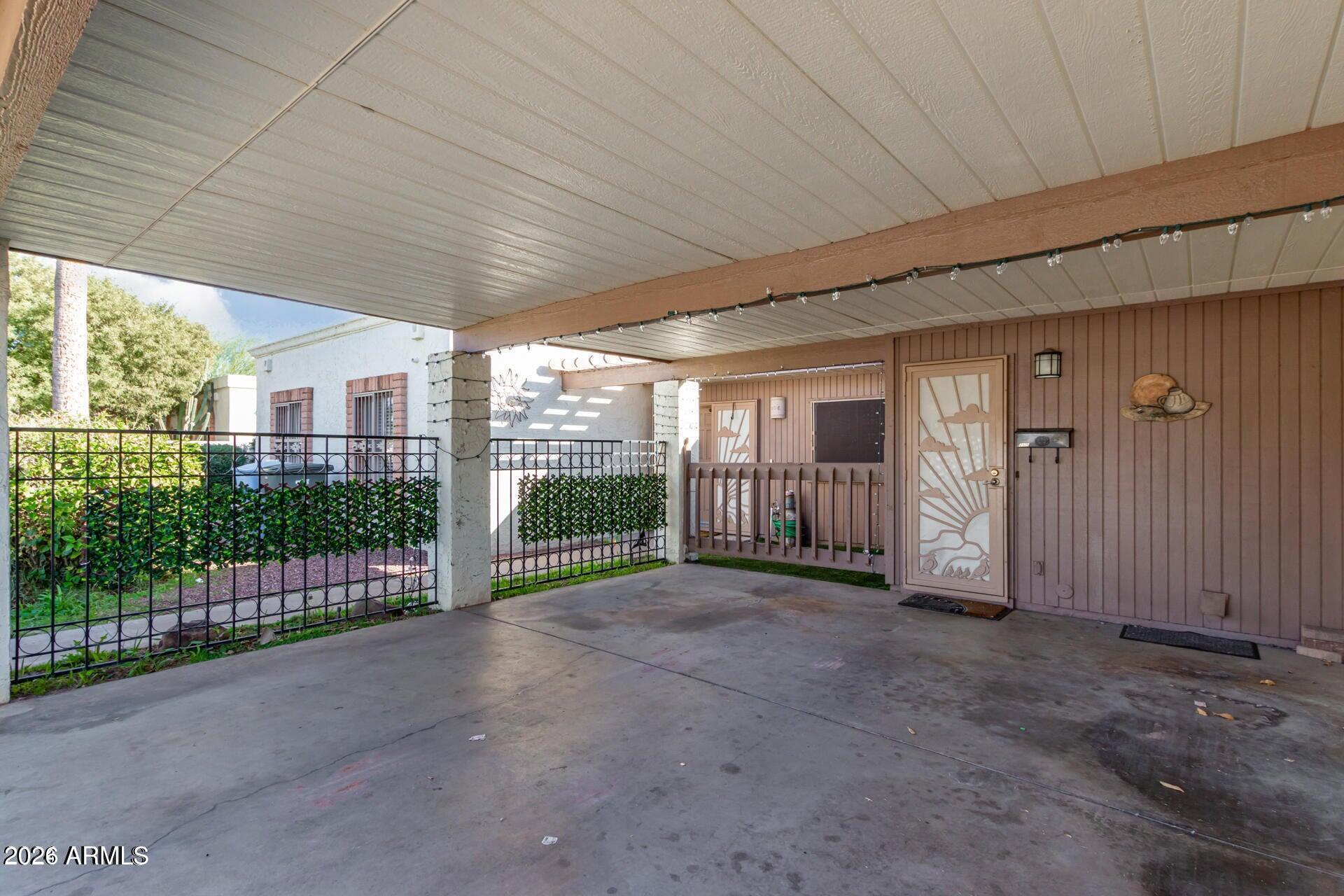 2925 W LAMAR Road