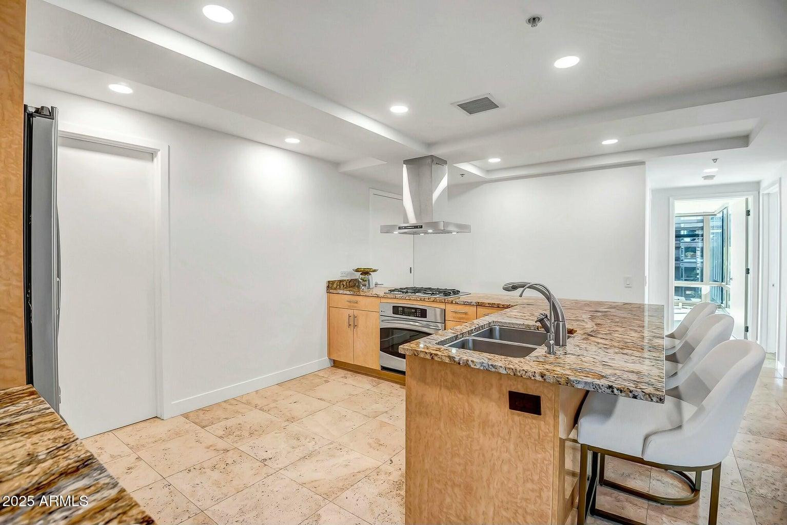 7121 E Rancho Vista Drive Unit 5011