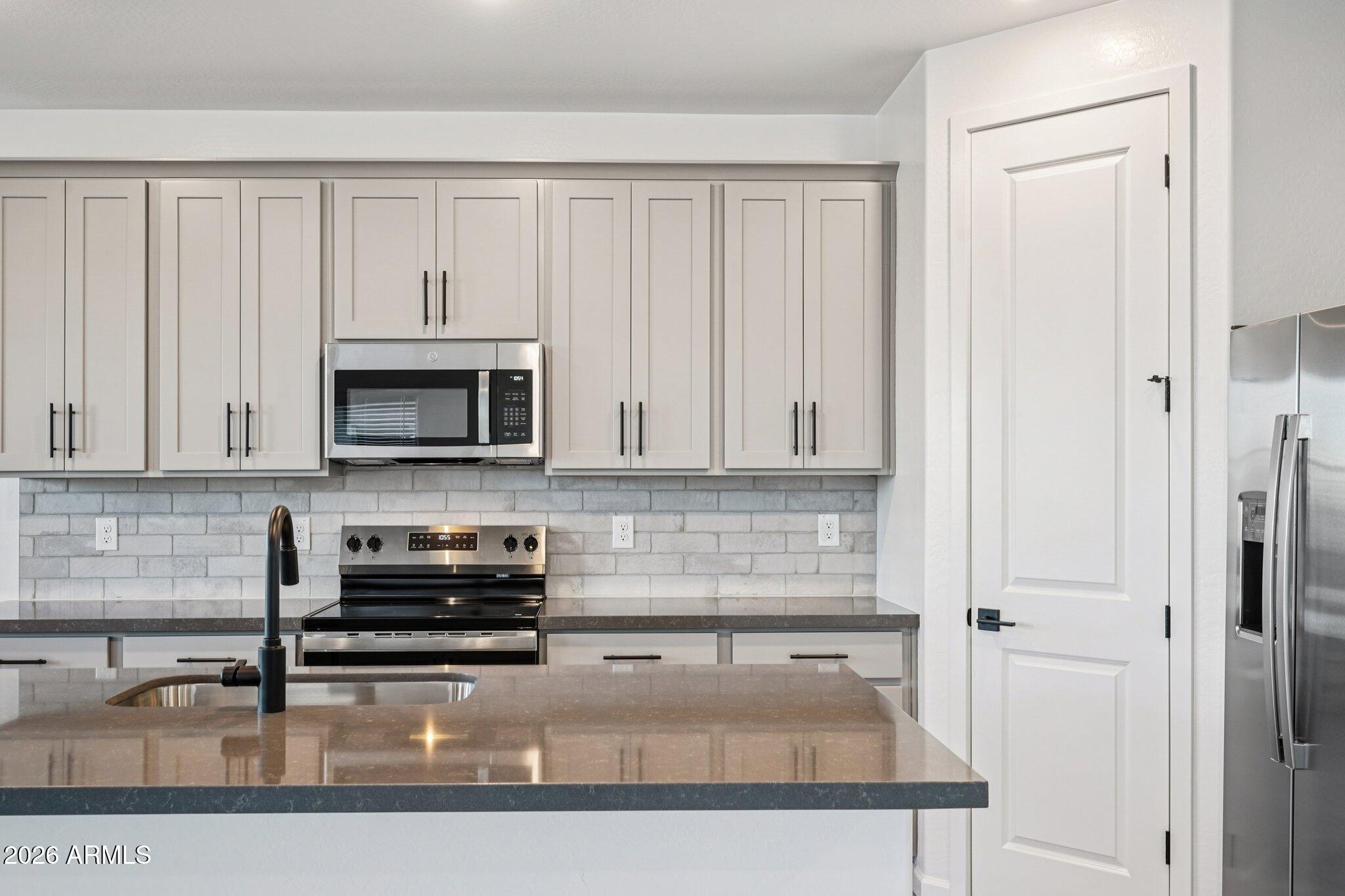 15741 W CORTE DEL SOL ESTE