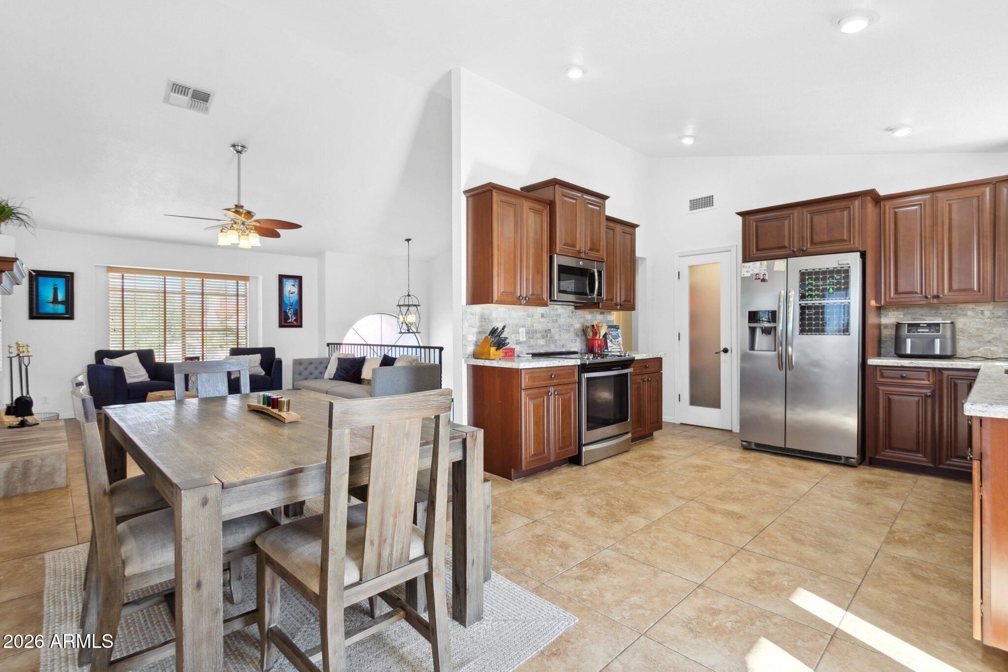 1255 W SEA SHELL Drive