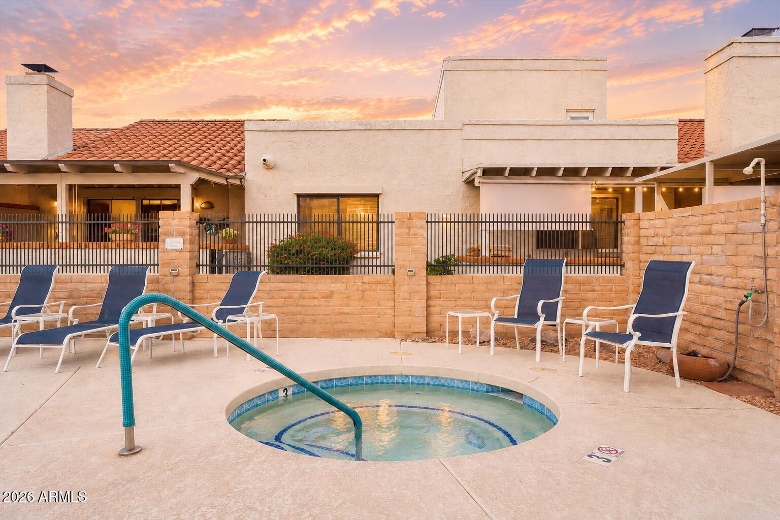 7621 E VISTA Drive