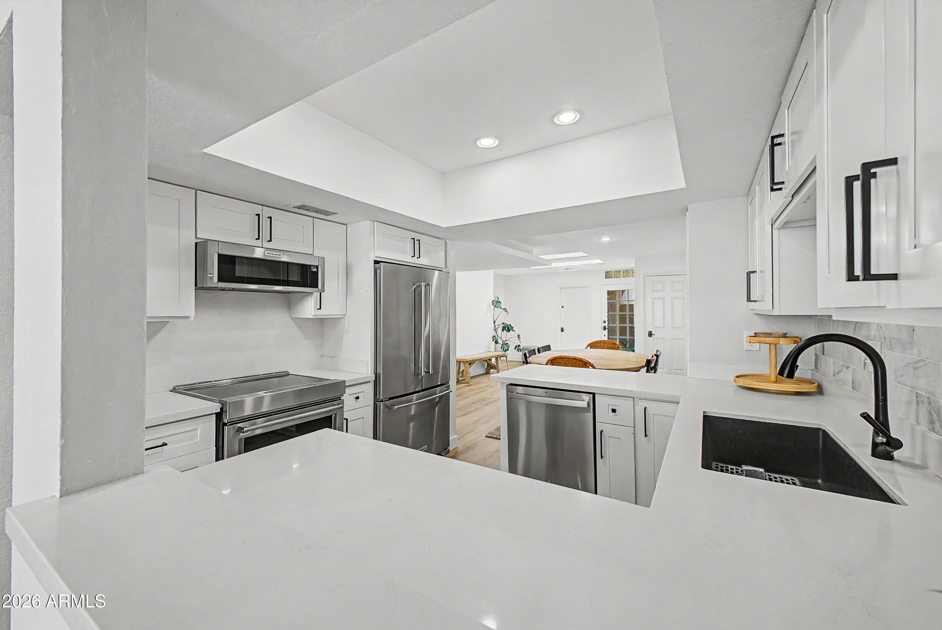 3800 E LINCOLN Drive 45